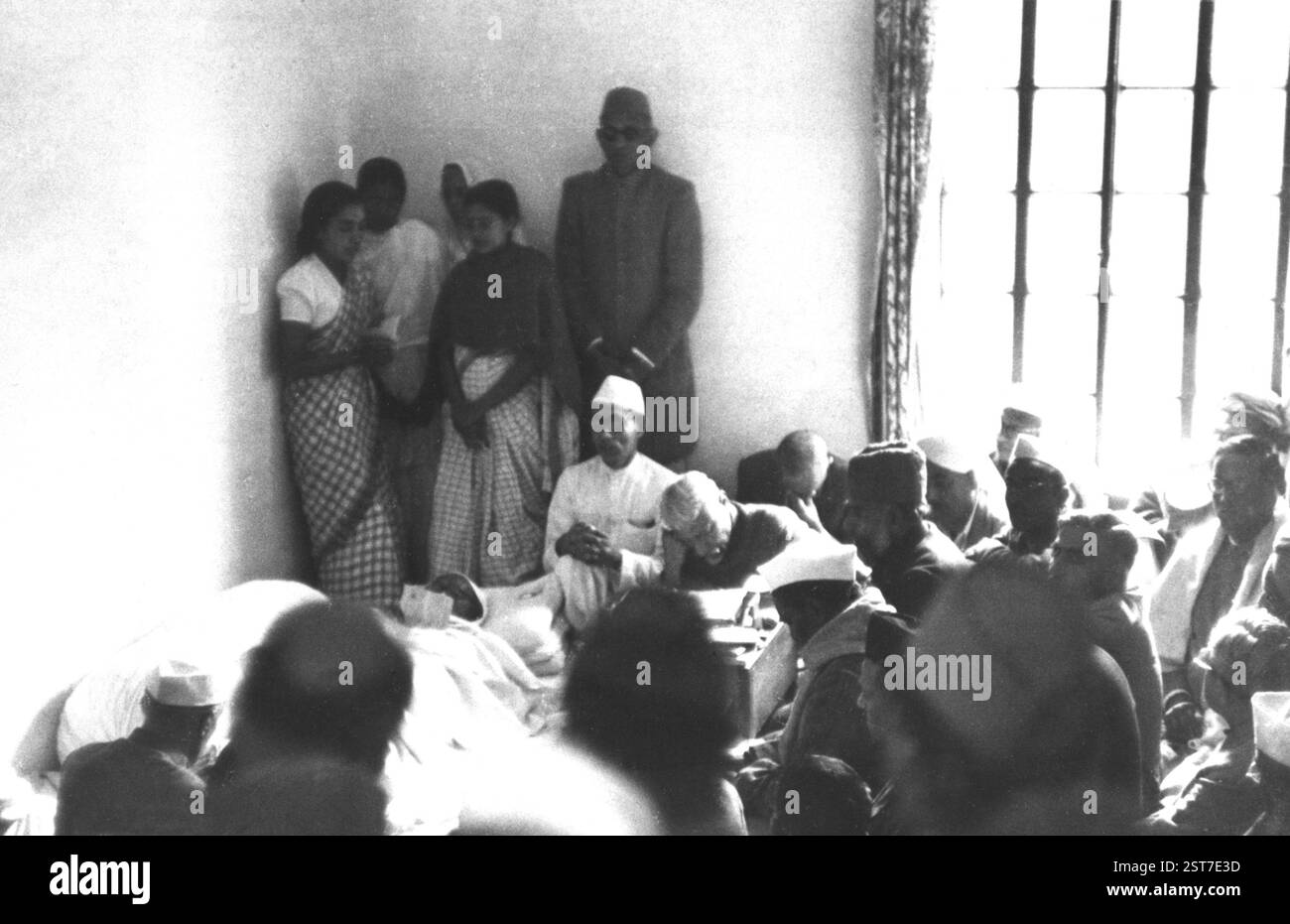 Mahatma Gandhi während fast at Birla House, Neu-Delhi, Indien, 18. Januar 1948 – MODELLVERÖFFENTLICHUNG NICHT VERFÜGBAR, Asien Stockfoto