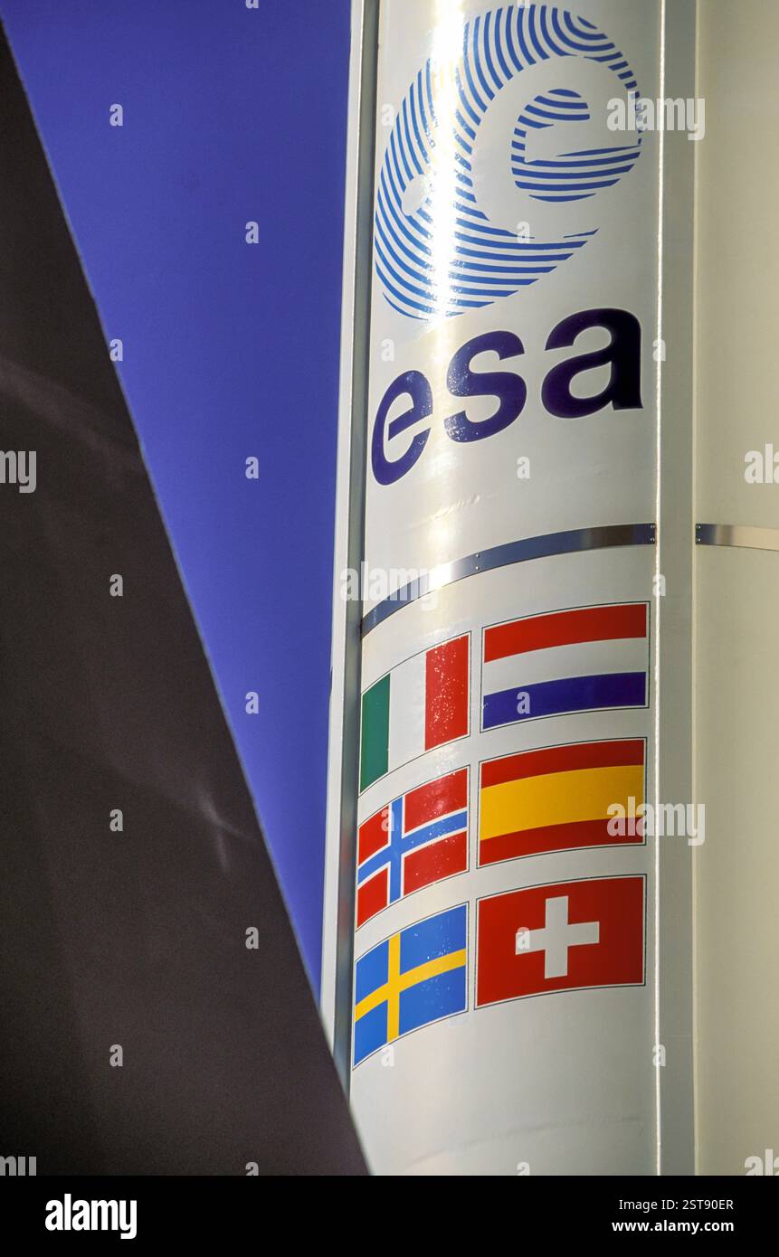 HAUTE GARONNE (31) TOULOUSE, LA CITE DE L'ESPACE, REPRODUCTION D'UNE FUSEE ARIANE 5 Stockfoto