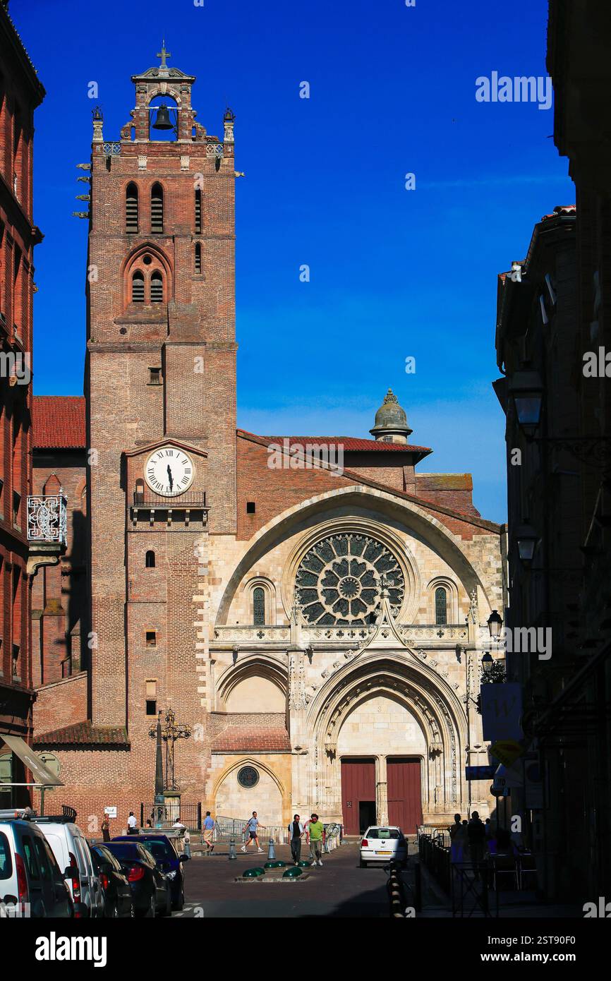 HAUTE-GARONNE (31) TOULOUSE, LA CATHEDRALE SAINT ETIENNE ET SON CLOCHER DU KARDINAL JEAN D'ORLEANS (XVI EME SIECLE) Stockfoto