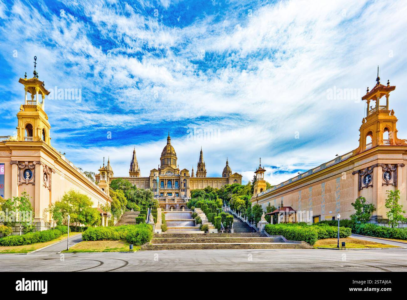 Nationalmuseum von Katalonien, Placa de Espanya Gegend. Barcelona. Spanien. Stockfoto