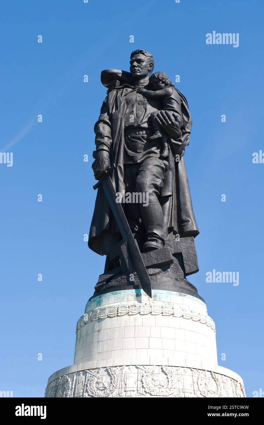 Sowjetisches Kriegsdenkmal (Treptower Park) Stockfoto