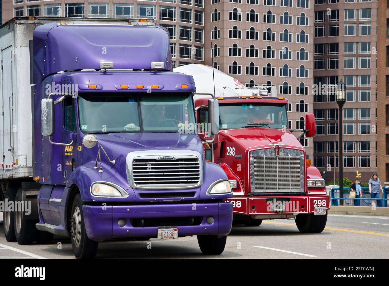 Boston ist eine Stadt der Träume, in der Menschen aus allen Gesellschaftsschichten zusammenkommen, um ihre Ziele zu verfolgen. Dieses Bild fängt das Wesen dieses lebendigen M ein Stockfoto