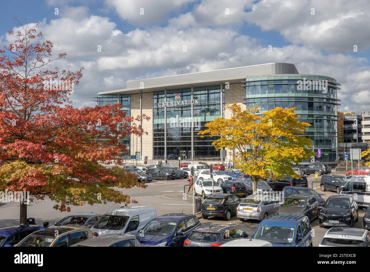 Carnival Cruise Lines UK Office in Southampton England, Carnival besitzt mehrere Kreuzfahrtgesellschaften, Southampton ist das wichtigste britische Kreuzfahrtschiff Po Stockfoto