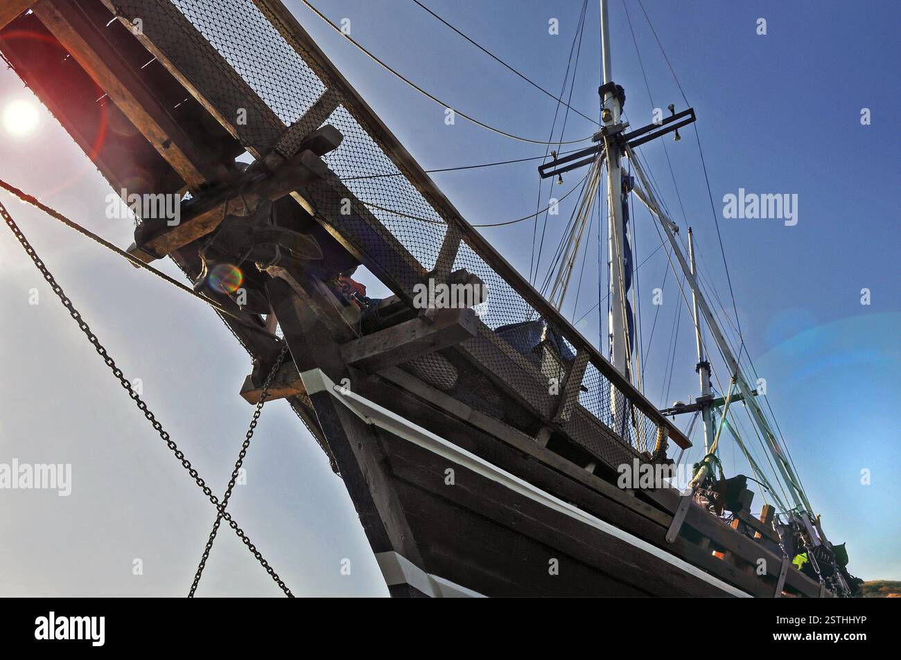 Bowsprit der MS Felicia Liveaboard, Flores, Indonesien, Asien Stockfoto