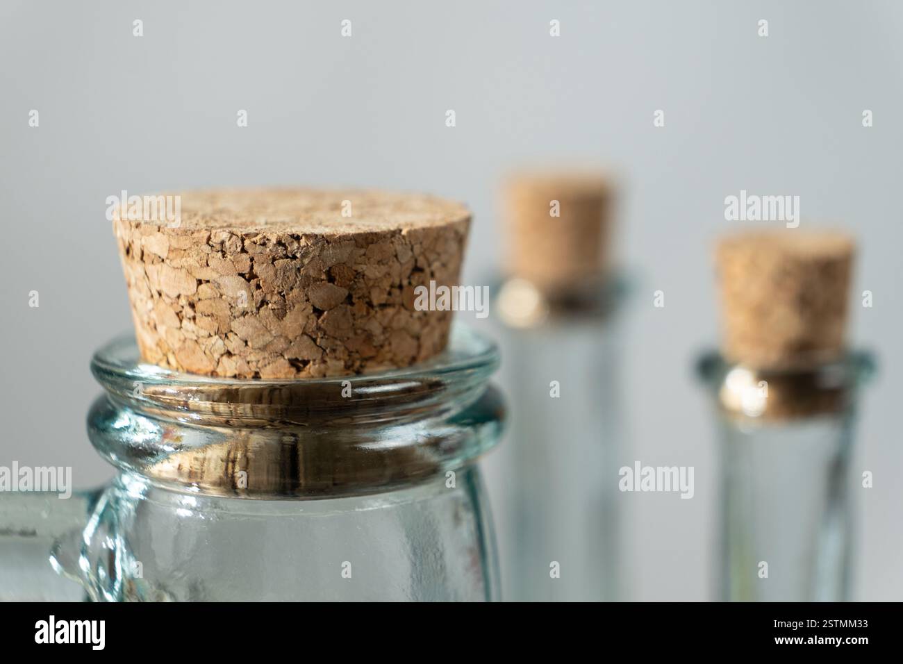 Kork in einer Glasflasche Nahaufnahme Stockfoto
