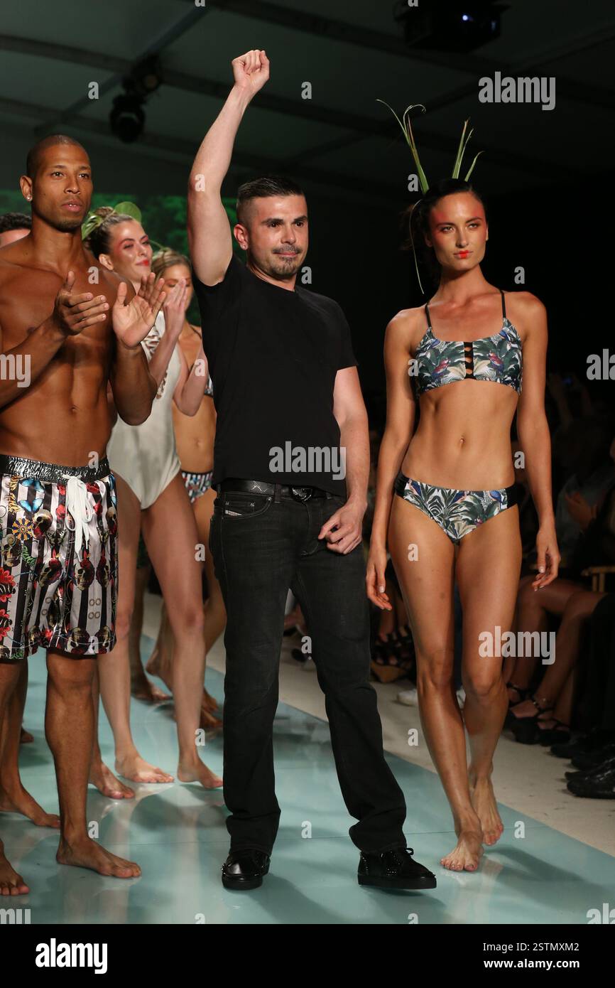 Designer Eric Rosete bei der Miami Swim Week Art Hearts Fashion im FUNKSHION Tent am 20. Juli 2017 in Miami, Florida Stockfoto