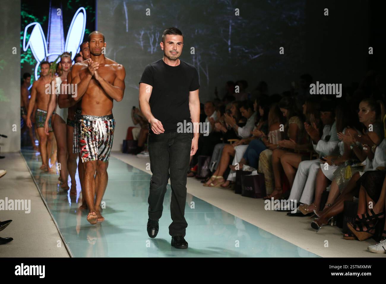 Designer Eric Rosete bei der Miami Swim Week Art Hearts Fashion im FUNKSHION Tent am 20. Juli 2017 in Miami, Florida Stockfoto
