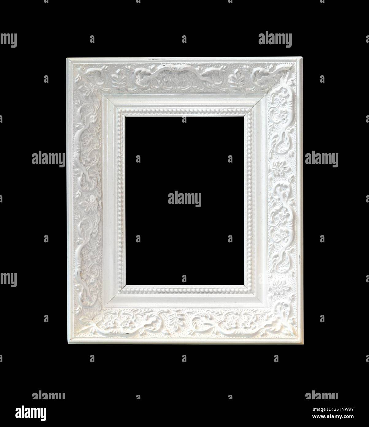 Weiße Holzrahmen mit Freistellungspfad isoliert im Lieferumfang enthalten Stockfoto