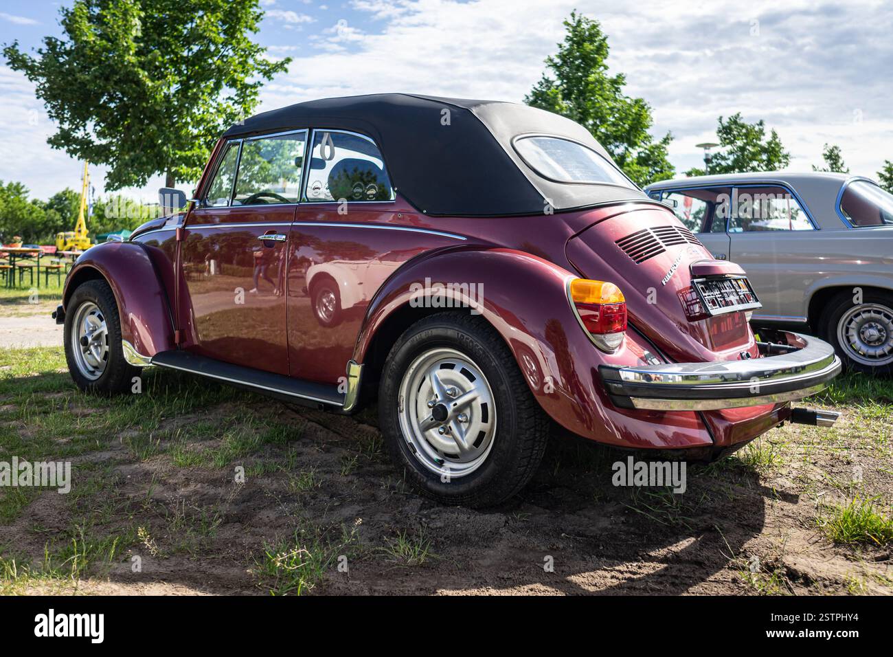 Economy Car Volkswagen Beetle. Die Oldtimer Show 2019. Stockfoto