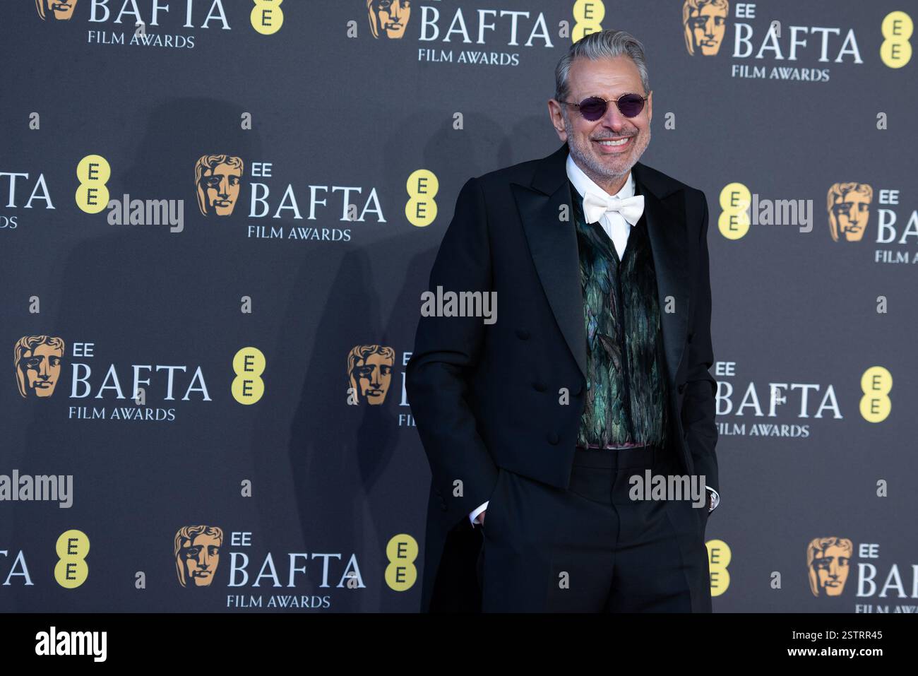 Jeff Goldblum nimmt 2025 an den EE BAFTA Film Awards in der Royal Festival Hall Teil. Stockfoto