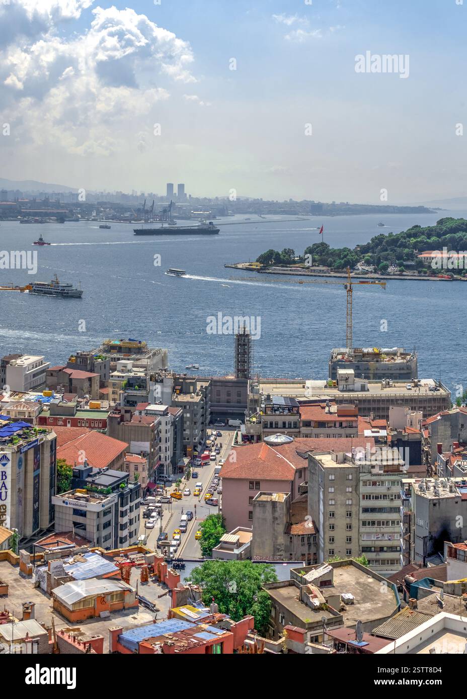 Top Panoramablick auf Beyoglu Viertel in Istanbul, Türkei Stockfoto