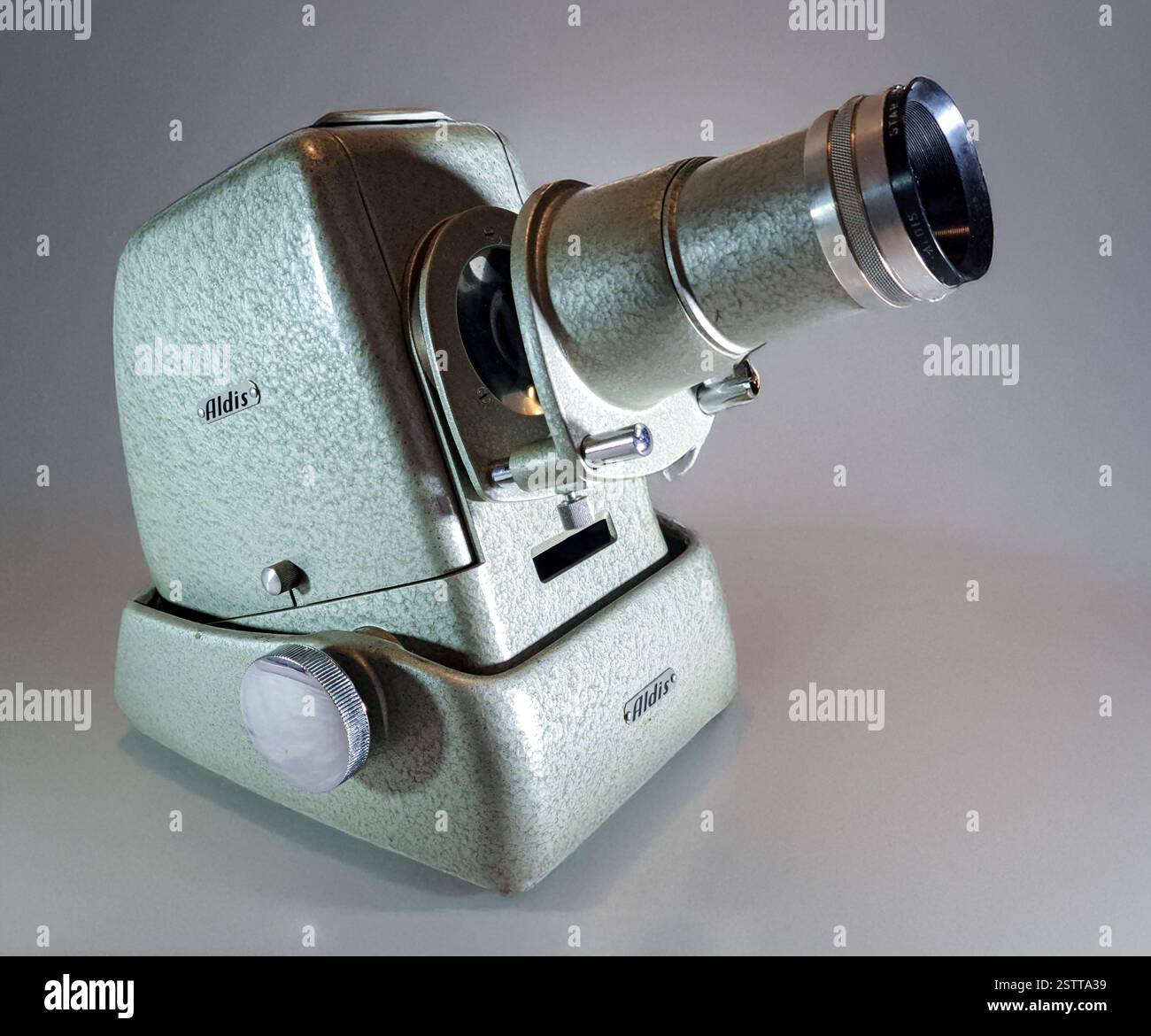 Ein Fotodiaprojektor aus den 1950er Jahren Stockfoto