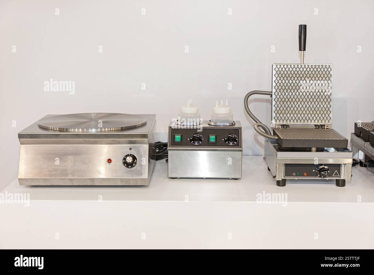 Pfannkuchenherstellungsausrüstung Stockfoto