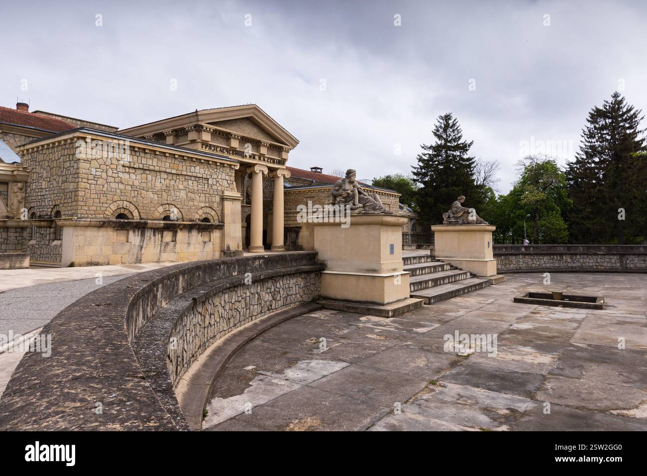 Essentuki, Russland - 9. Mai 2023: Schlammbad benannt nach N.A. Semashko, Balneo-Schlamm-Behandlungszentrum Stockfoto