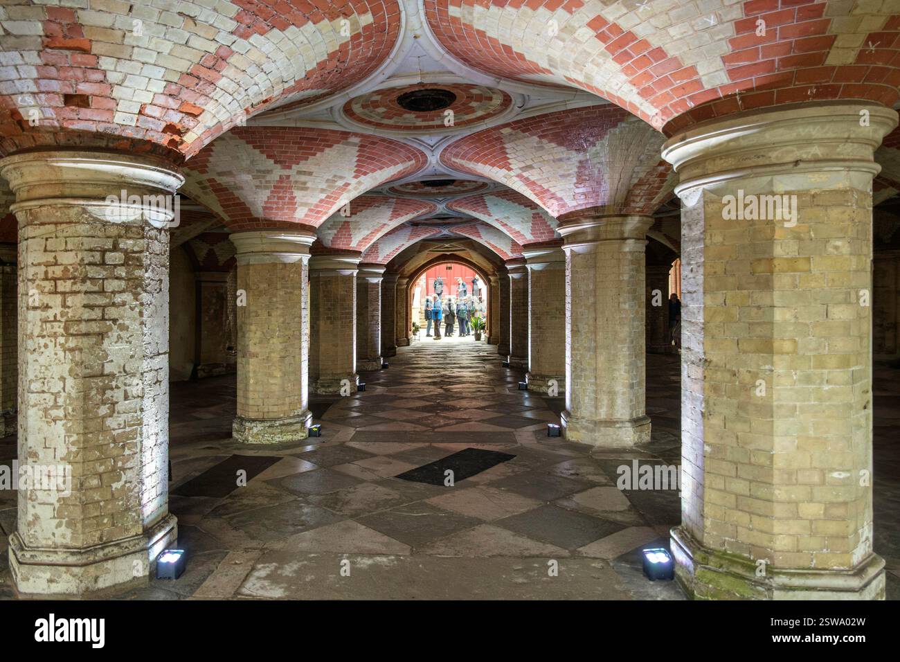 Crystal Palace Subway von Charles Barry Jr. Wurde 1865 eröffnet, um Zugang zum Crystal Palace zu erhalten. Ein großes Restaurierungsprojekt wurde 2024 abgeschlossen. Stockfoto Crystal Palace Subway von Charles Barry Jr. Wurde 1865 eröffnet, um Zugang zum Crystal Palace zu erhalten. Ein großes Restaurierungsprojekt wurde 2024 abgeschlossen. Stockfoto