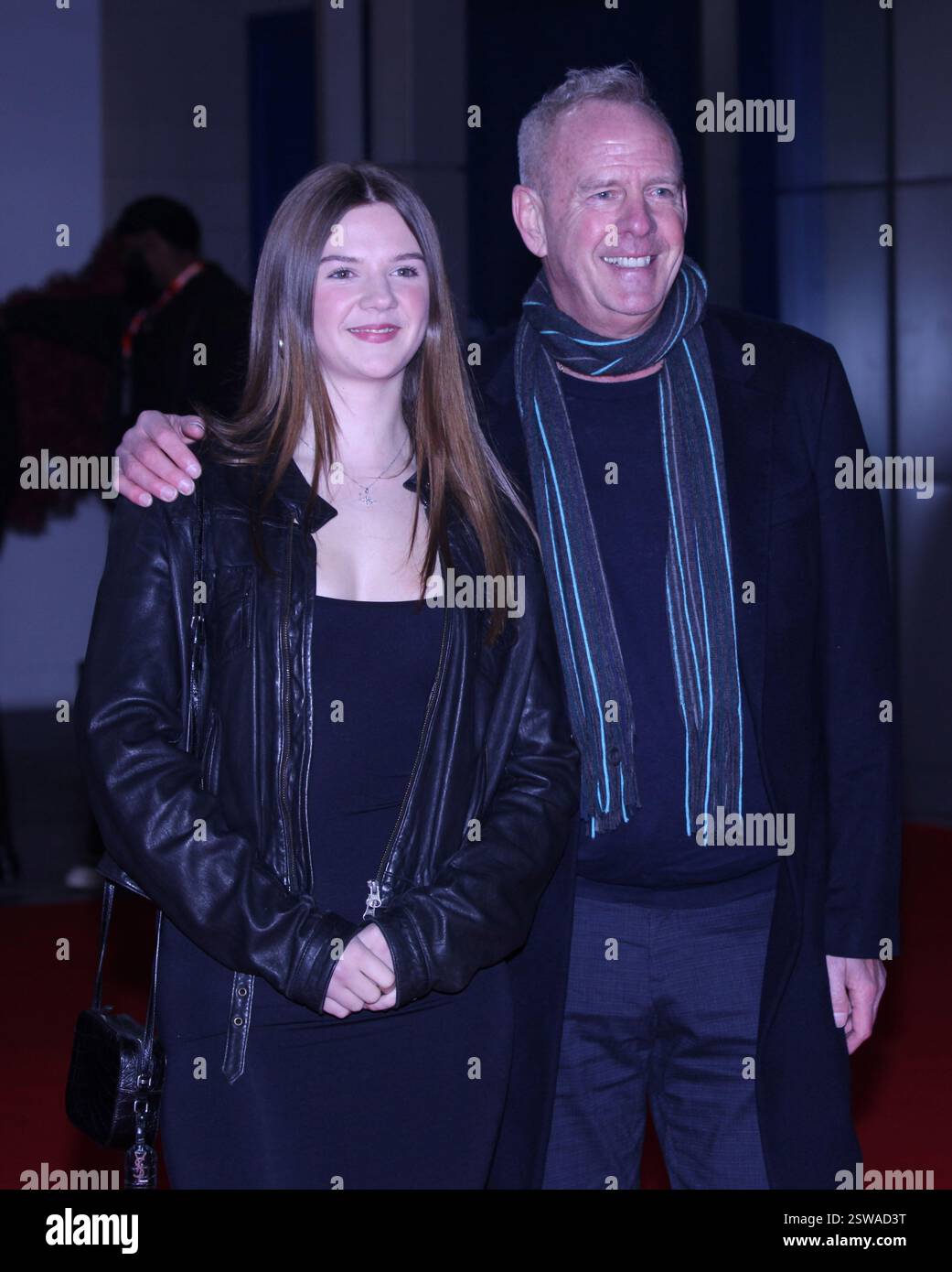 London, Großbritannien. Nelly May Lois Cook und Norman Cook (Fat Boy Slim) beim Start der F1 75 Live Season. O2. Februar 2025. Ref:LMK11-S190225-001. Steve Bealing/Landmark Media WWW.LMKMEDIA.COM Stockfoto