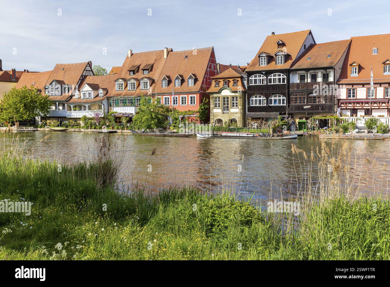 Alte kleine Fachwerkhäuser an der Regnitz, die sogenannten Fischerhäuser oder kleines Venedig, Bamberg, Bayern, Deutschland, Europa Stockfoto