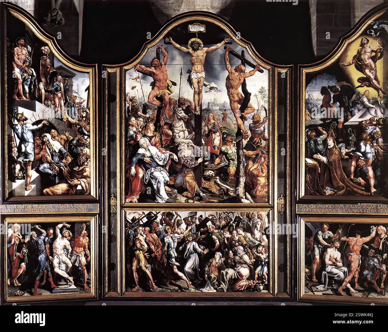 HEEMSKERCK, Maerten van (* 1498, Heemskerck, d. 1574, Haarlem) Triptychon - Öl auf Holz Kathedrale, Linköping der Altar, der Szenen aus der Passion Christi darstellt, stand einst auf dem Altar der St. Lorenz Kirche in Alkmaar. Durch die Herrschaft der Calvinisten wurden Statuen und Altäre aus der katholischen Zeit entfernt und dem stadtrat übertragen. Maerten van Heemskercks Triptychon hatte den Ikonoklast überlebt. Sie wurde über den stadtrat an den König von Schweden verkauft. Um das Gemälde in seine neue Heimat zu bringen, wurde es auf einem Schiff entlang der schwedischen Küste platziert, wo es eine hatte Stockfoto