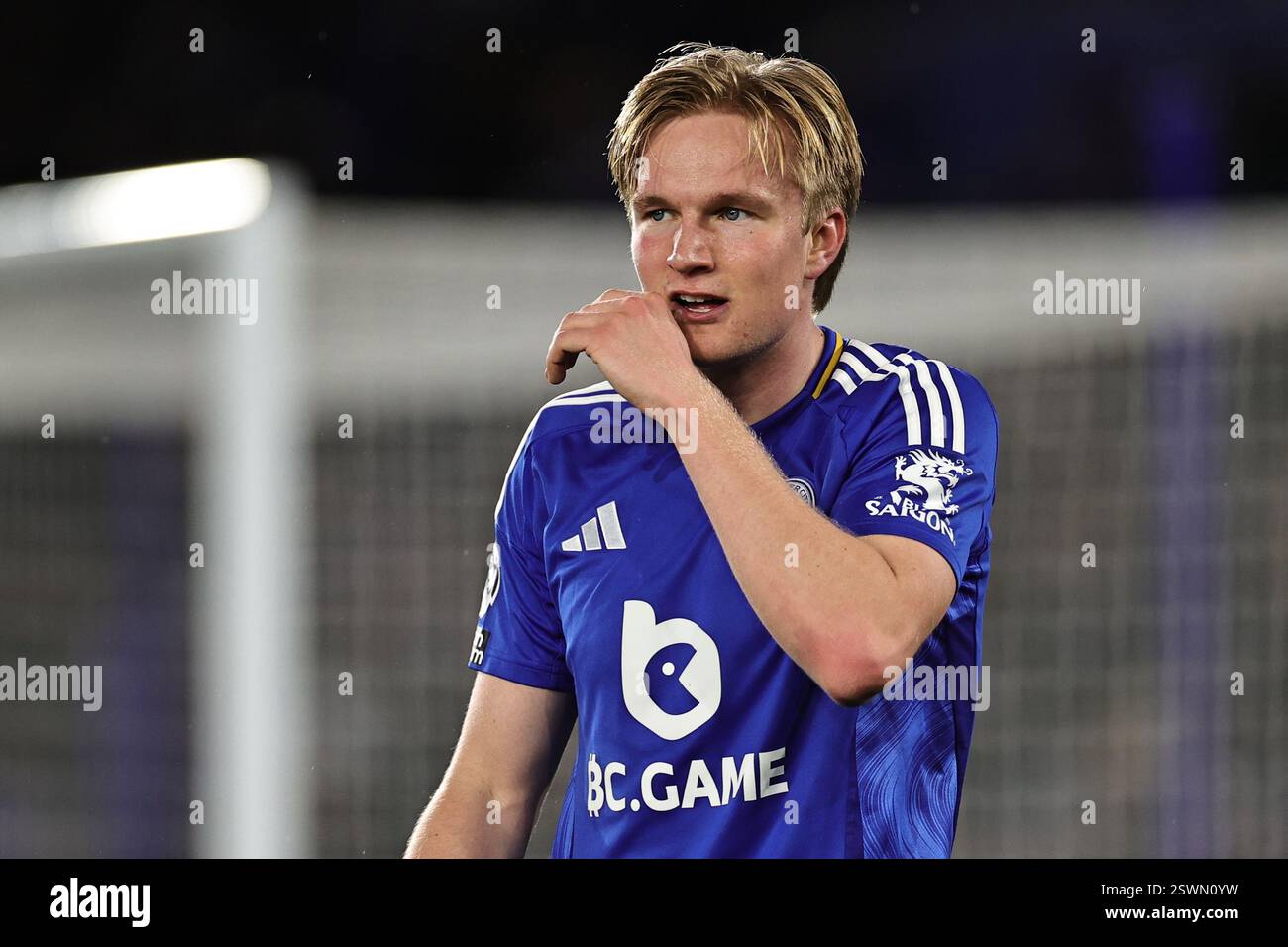 Leicester, Großbritannien. Februar 2025. Während des Spiels Leicester City FC gegen Brentford FC English Premier League im King Power Stadium, Leicester, England, Großbritannien am 21. Februar 2025 Credit: James Holyoak/Every Second Media Credit: Every Second Media/Alamy Live News Stockfoto