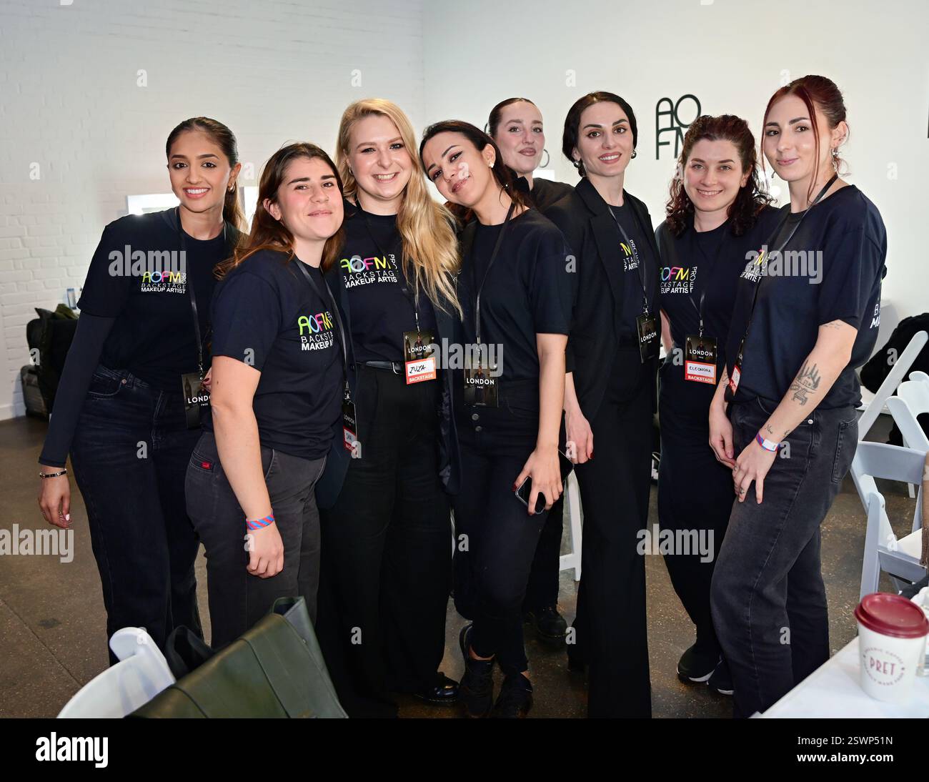 LONDON, GROSSBRITANNIEN. Februar 2025. Cagla Sikel ist eine türkische Schauspielerin bei Infdark Disigner aus Taiwan, die ab 2011 Showcases bei Fashion Scout LFW 2025 - LFW AW25 in den Protein Studios in London, England begann. (Foto von 李世惠/siehe Li/Picture Capital) Credit: Siehe Li/Picture Capital/Alamy Live News Stockfoto