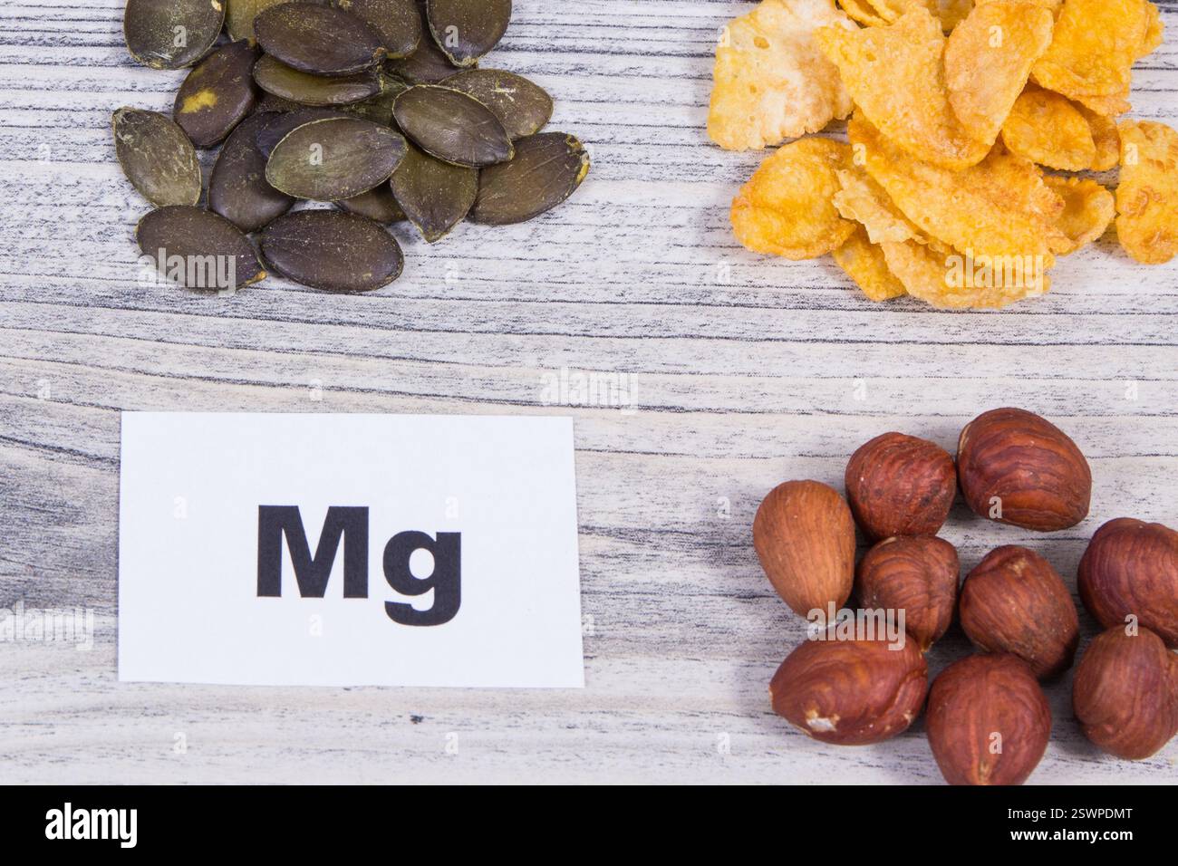 Gesunde Inhaltsstoffe mit Magnesium, Vitamin und Mineralien. Nahrhaftes Essen Stockfoto