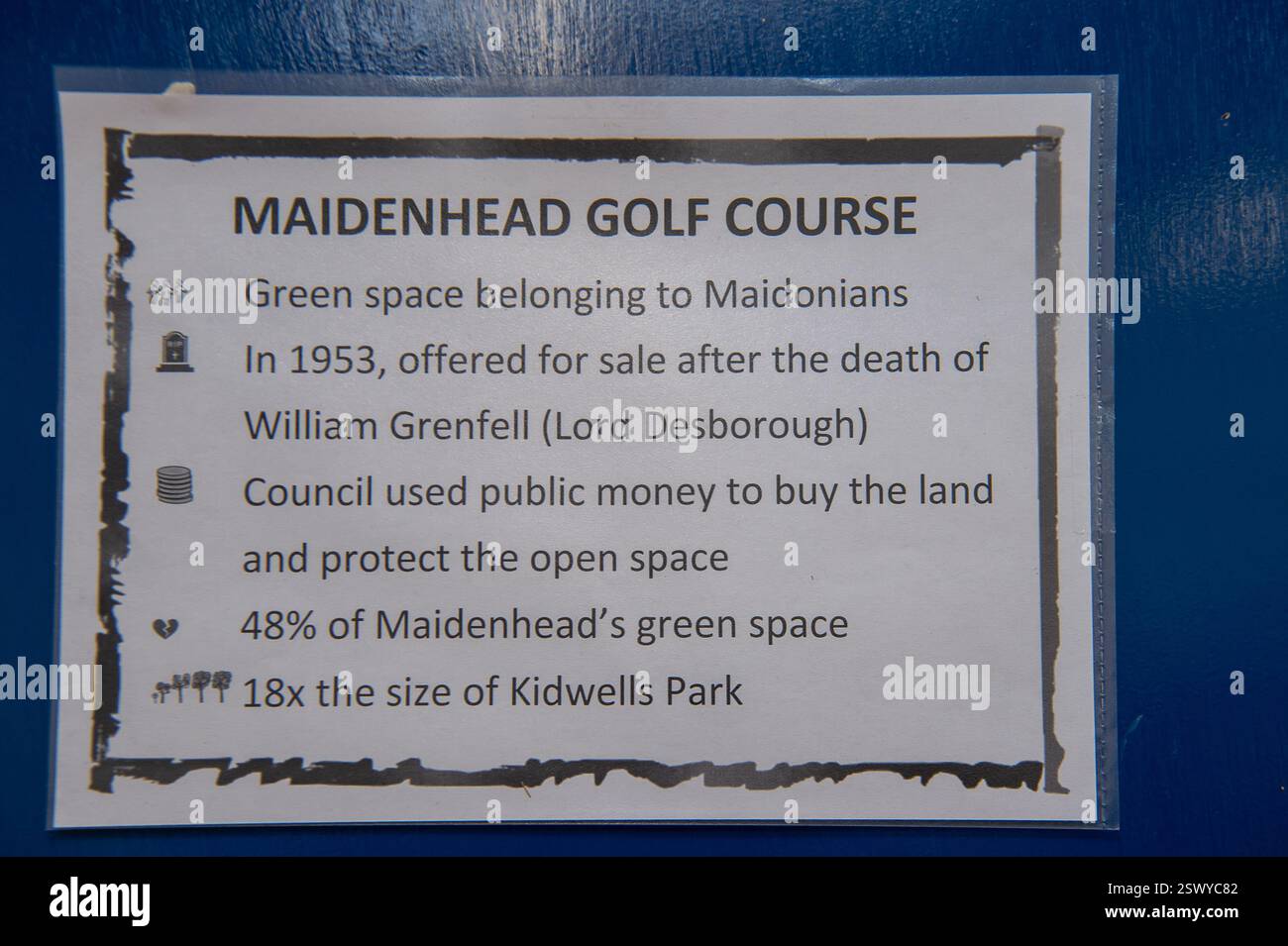 Maidenhead, Großbritannien. Februar 2025. Maidenhead Parlamentsabgeordneter Joshua Reynolds schloss sich heute den Einwohnern einer Community Consultation in Maidenhead, Berkshire, an, über Cala Homes plant, 1.500 Häuser im Maidenhead Golf Club zu bauen. Anfang dieses Monats genehmigten die Stadträte des Royal Borough of Windsor & Maidenhead einstimmig die geplante Planungserlaubnis für Cala Homes, 1.500 Häuser auf dem Maidenhead Golf Course zu bauen, obwohl es ein Vermögenswert von gemeinschaftlichem Wert ist, der Lord Desborough den Menschen von Maidenhead überlassen hat. Die Entscheidung war ein großer Schlag für die Aktivisten aus dem Maidenhead Great Park, die versuchen, sa zu erreichen Stockfoto