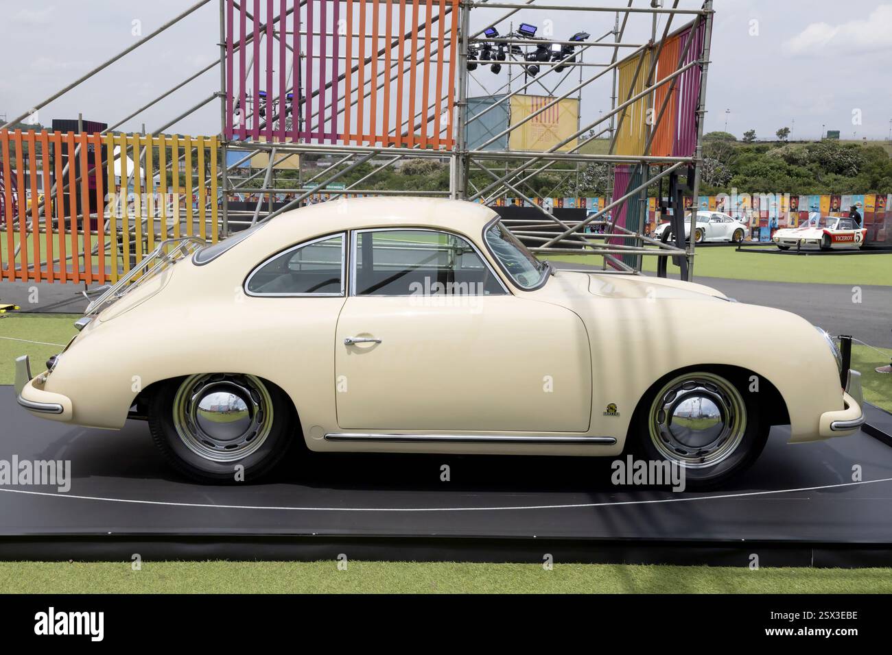 Sao Paulo, Brasilien. November 23. Der Porsche 356 war ein Sportwagen der deutschen Marke Porsche zwischen 1948 und 1965. Stockfoto