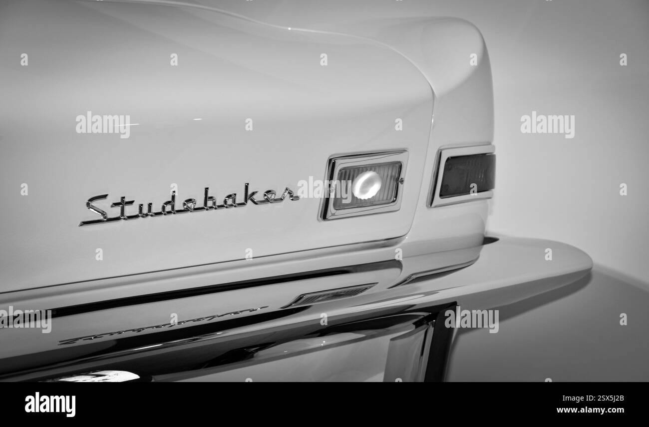 1963 Studebaker Avanti im LeMay America's Car Museum in Tacoma, Washington Stockfoto