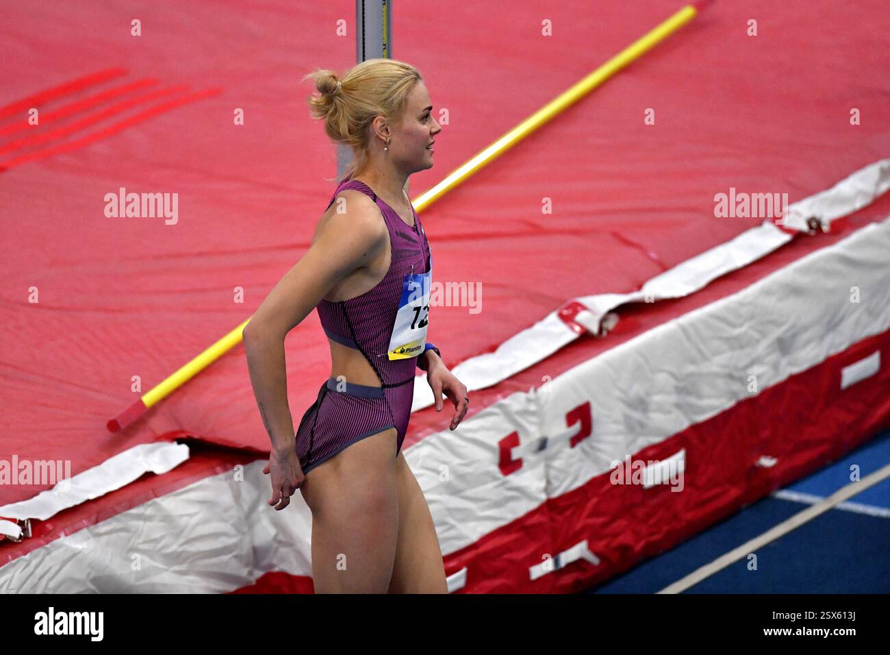 Kiew, Ukraine. Februar 2025. Kiew, Ukraine 22. Februar 2025 LEWTSCHENKO Julija während des High Jump Women Finals bei den Nationalen Hallenmeisterschaften in Kiew, Ukraine (KUBANOV PAVLO UKR/SPP) Credit: SPP Sport Press Photo. /Alamy Live News Stockfoto