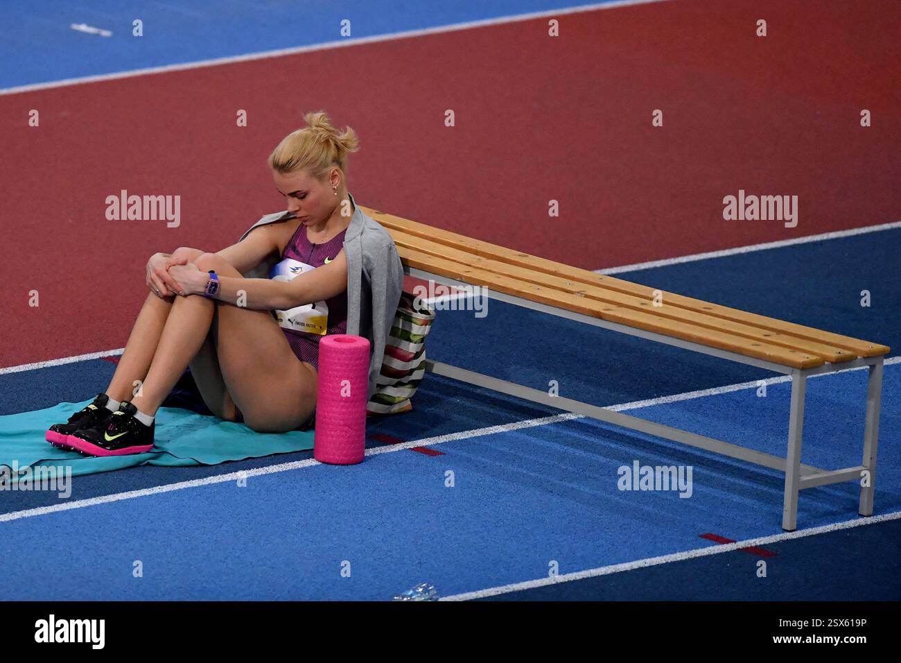 Kiew, Ukraine. Februar 2025. Kiew, Ukraine 22. Februar 2025 LEWTSCHENKO Julija während des High Jump Women Finals bei den Nationalen Hallenmeisterschaften in Kiew, Ukraine (KUBANOV PAVLO UKR/SPP) Credit: SPP Sport Press Photo. /Alamy Live News Stockfoto