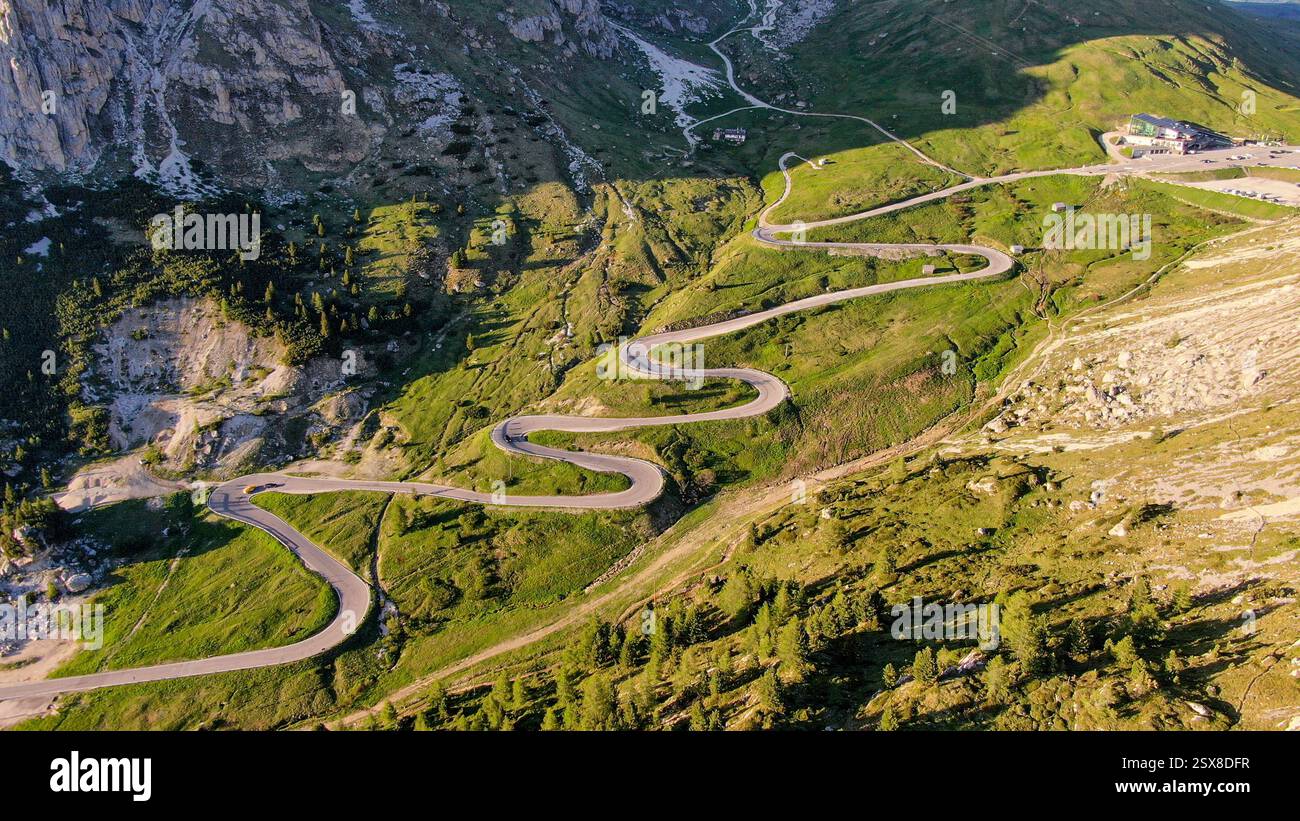 Wendungen von Passo Pordoi, Sella Ronda, Italien Stockfoto