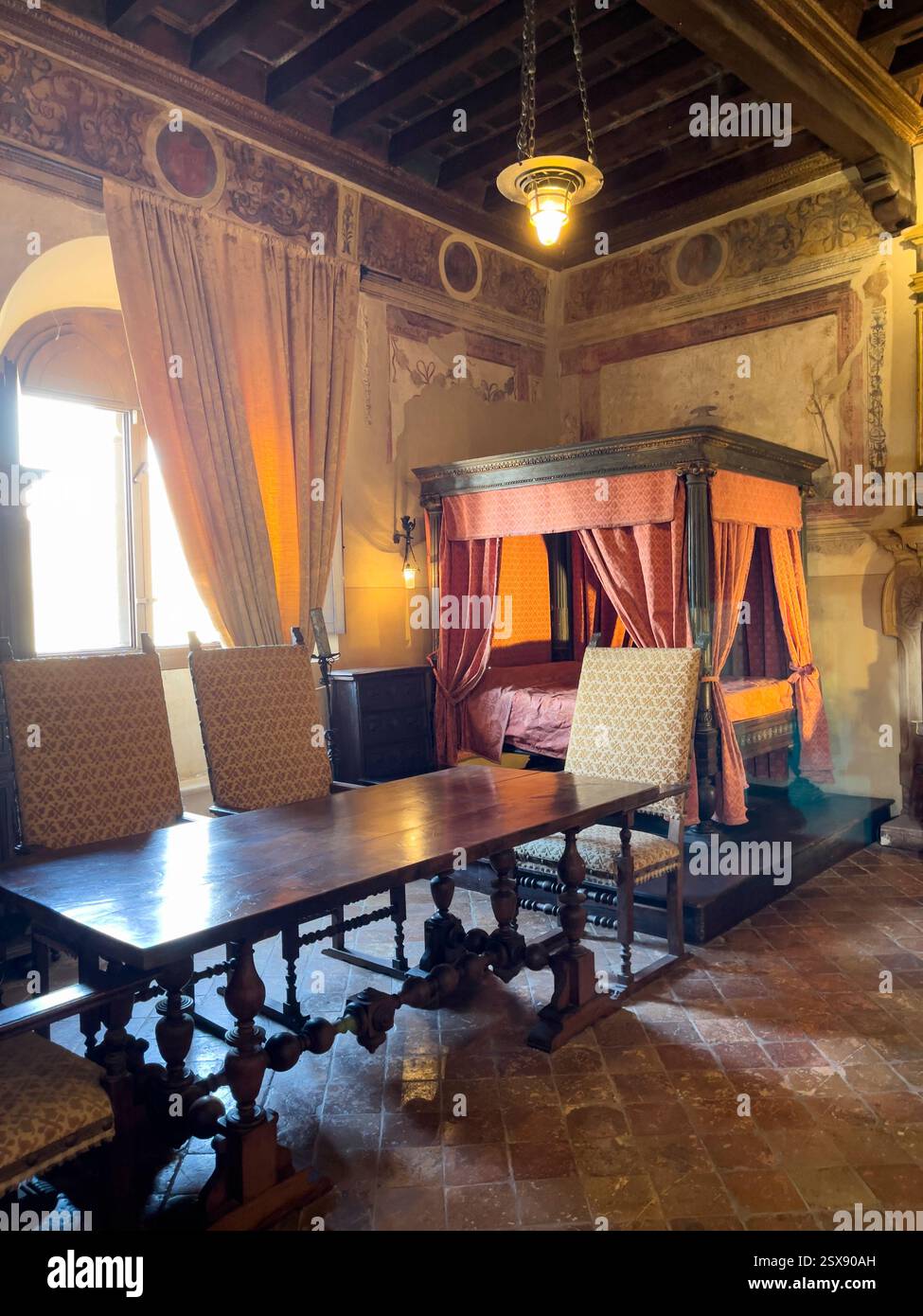 Schloss Gradara. 2024 iPhone Roadtrip Stockfoto