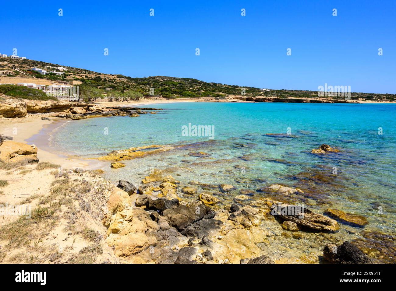 Fanos Ano Koufonisi Strand mit azurblauem Meerwasser. Kleine Kykladen, Griechenland Stockfoto