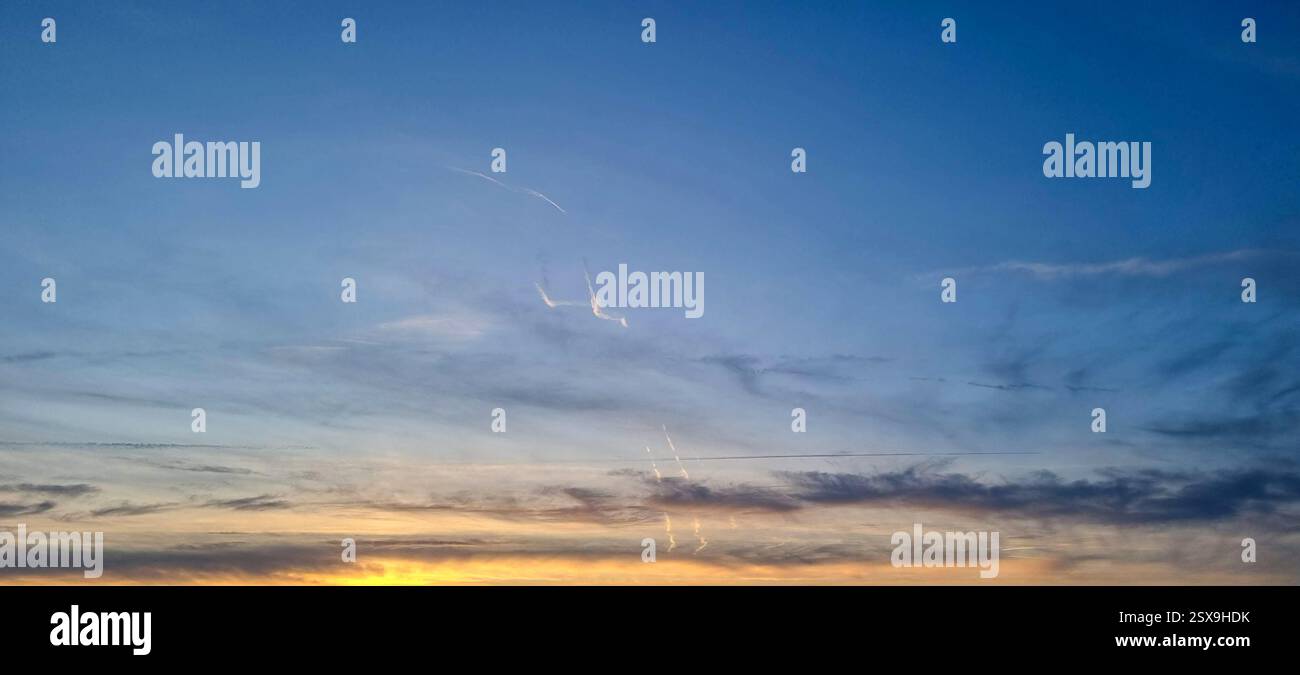 Wolkengebilde Stockfoto