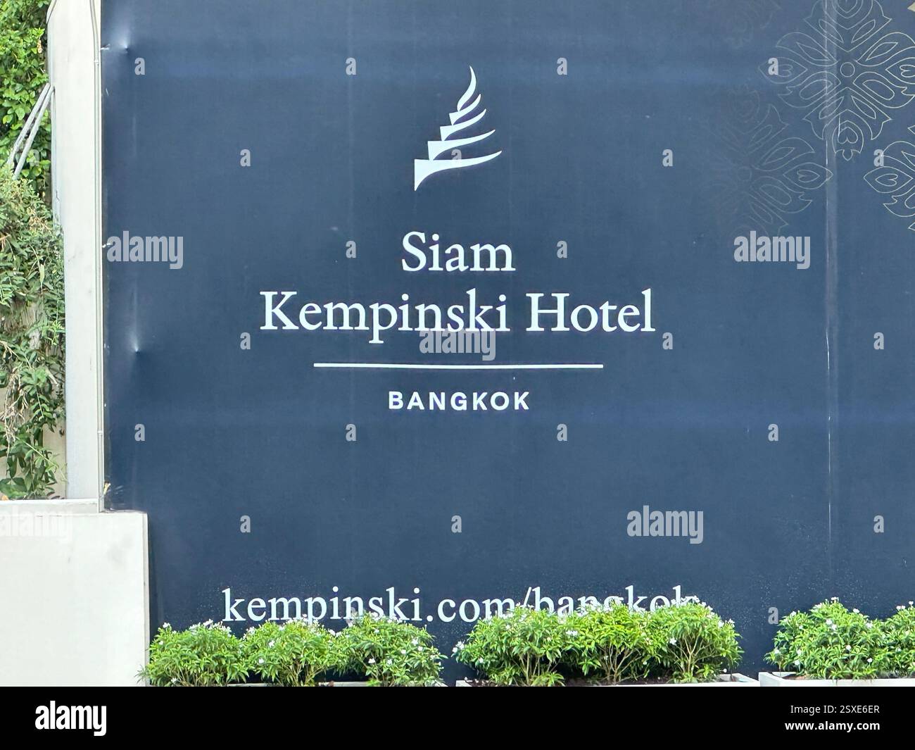 Bangkok, Thailand - 3. Januar 2024: Siam Kempinski Hotel in Bangkok. Stockfoto