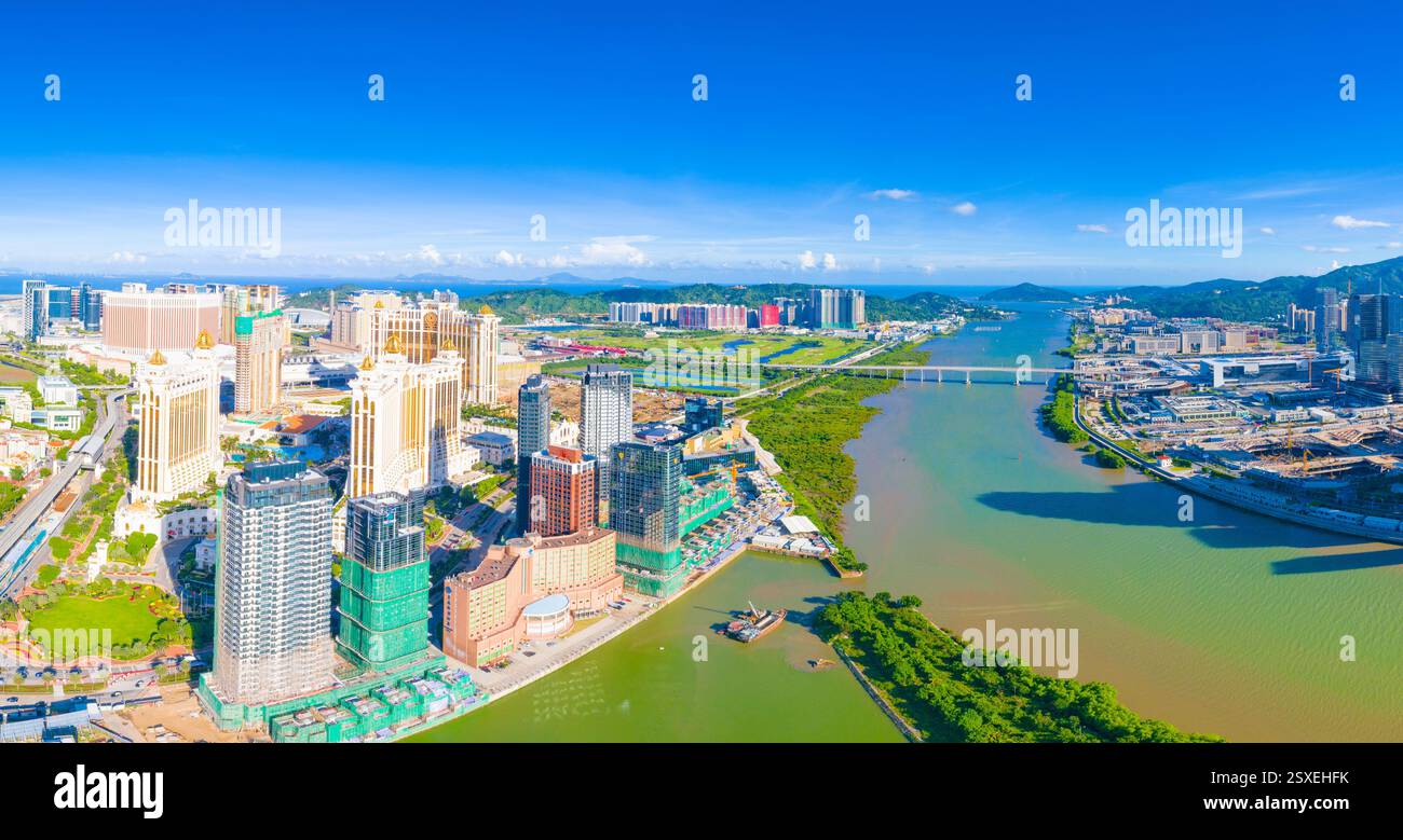 Luftkulisse der Hengqin Freihandelszone in Macau und Zhuhai, China Stockfoto