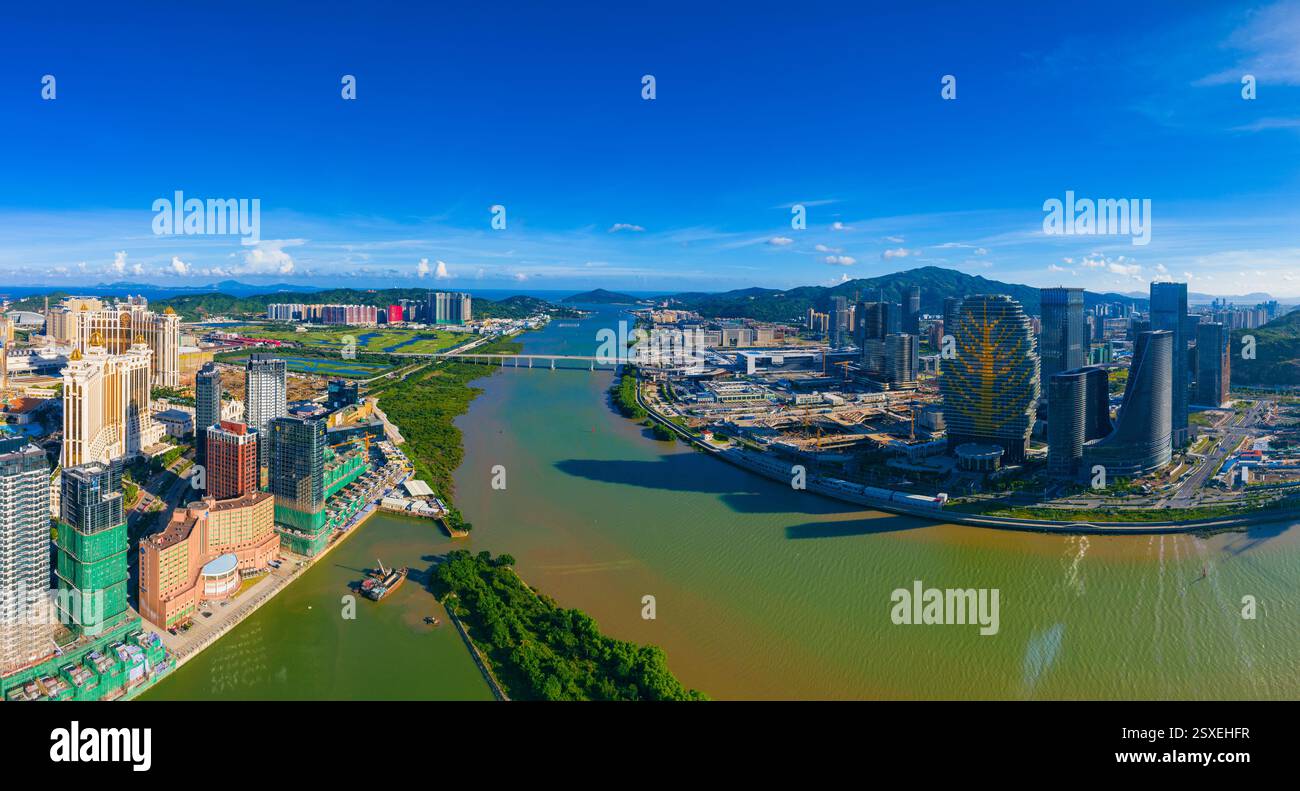 Luftkulisse der Hengqin Freihandelszone in Macau und Zhuhai, China Stockfoto