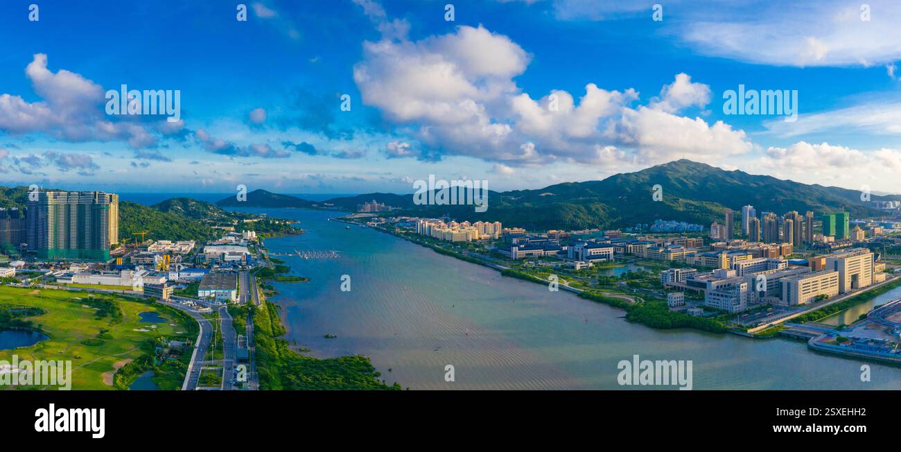 Luftkulisse der Hengqin Freihandelszone in Macau und Zhuhai, China Stockfoto