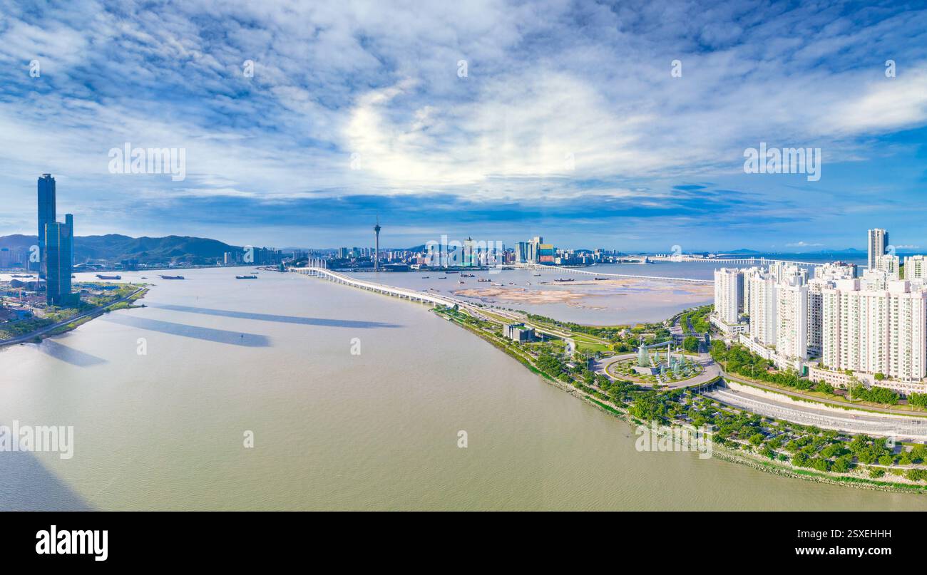 Luftkulisse der Hengqin Freihandelszone in Macau und Zhuhai, China Stockfoto