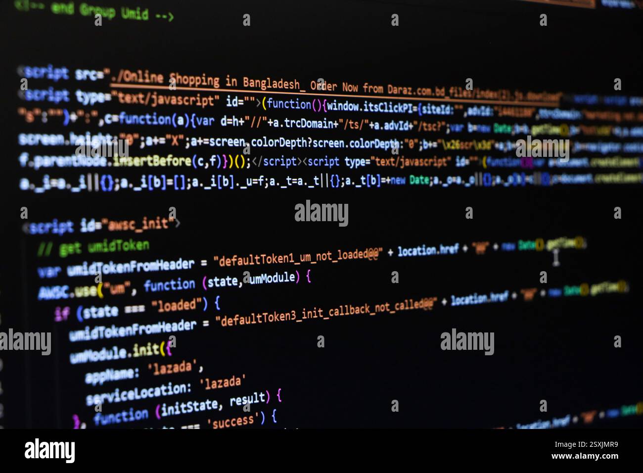 Technologie-Hintergrundkonzept, Entwicklercodierungsbildschirm Stockfoto