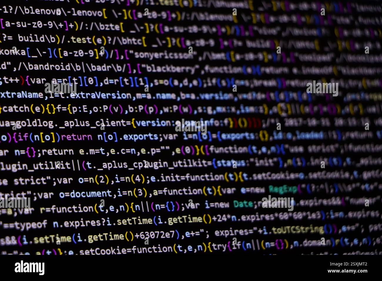 Technologie-Hintergrundkonzept, Entwicklercodierungsbildschirm Stockfoto