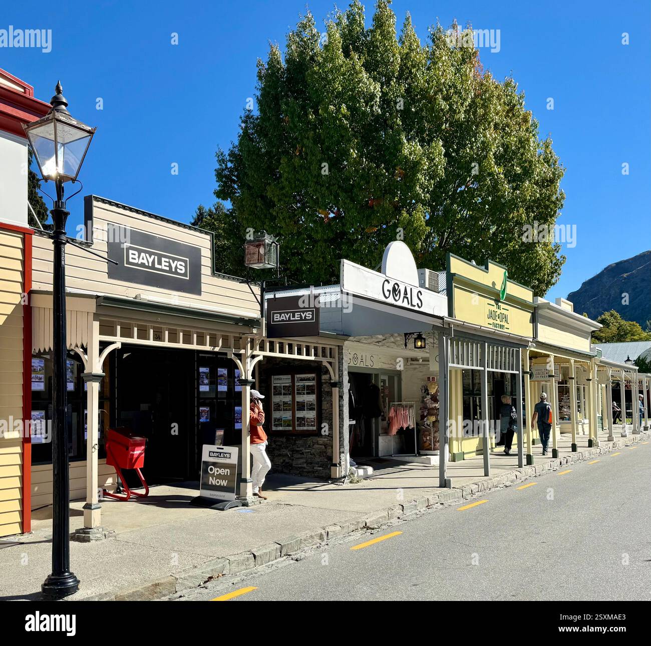 Historische Goldminenstadt Arrowtown Otago Südinsel Neuseeland - Smartphone-aufgenommenes Stockfoto