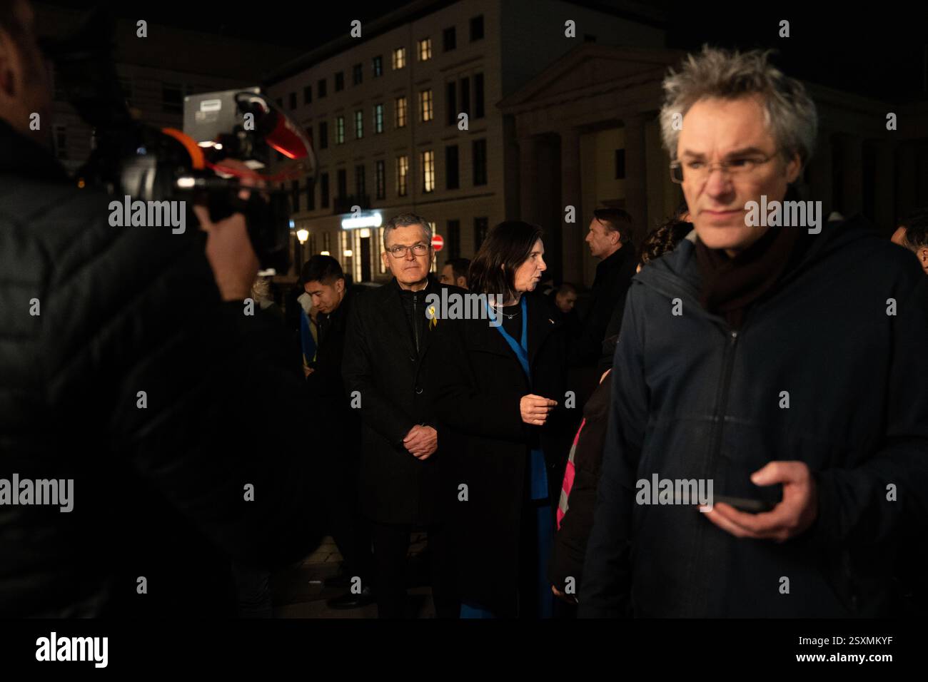 Ukrainische Demonstration zum 3. Jahrestag des Russischen Krieges gegen die Ukraine Stockfoto