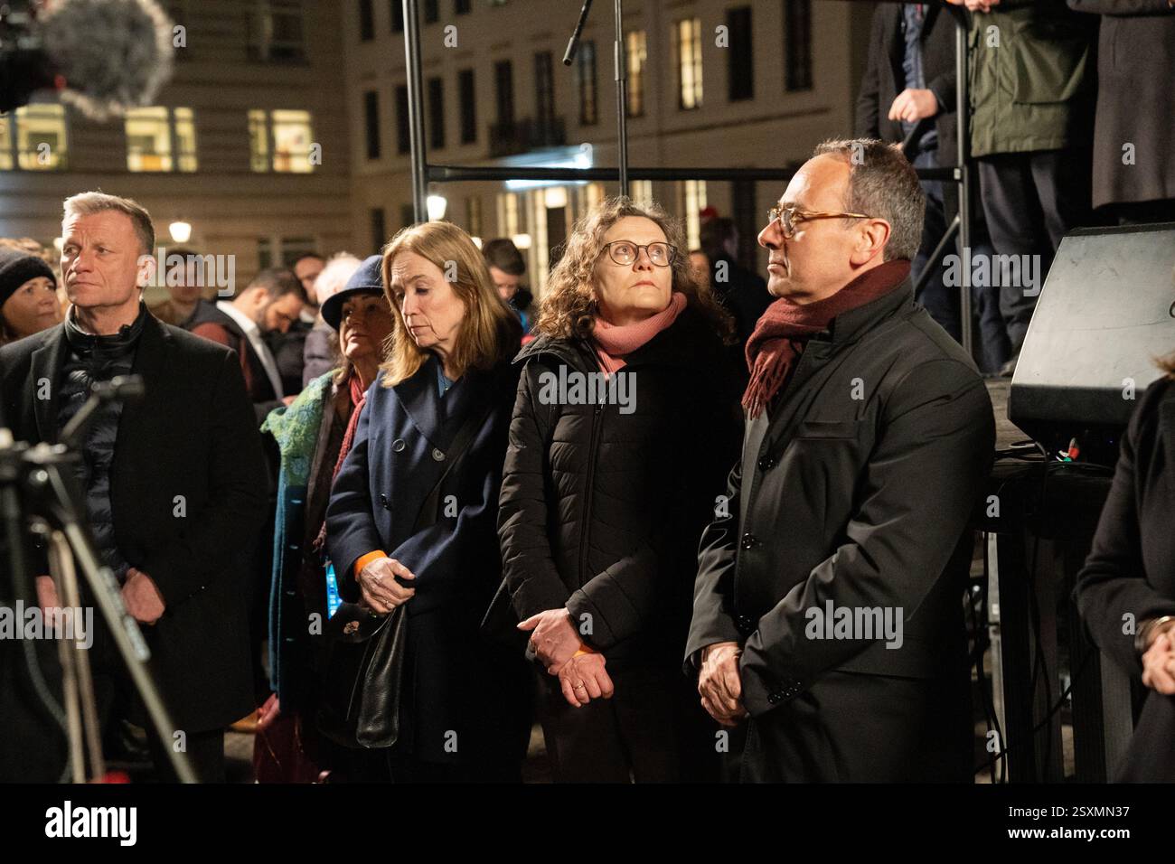 Ukrainische Demonstration zum 3. Jahrestag des Russischen Krieges gegen die Ukraine Stockfoto