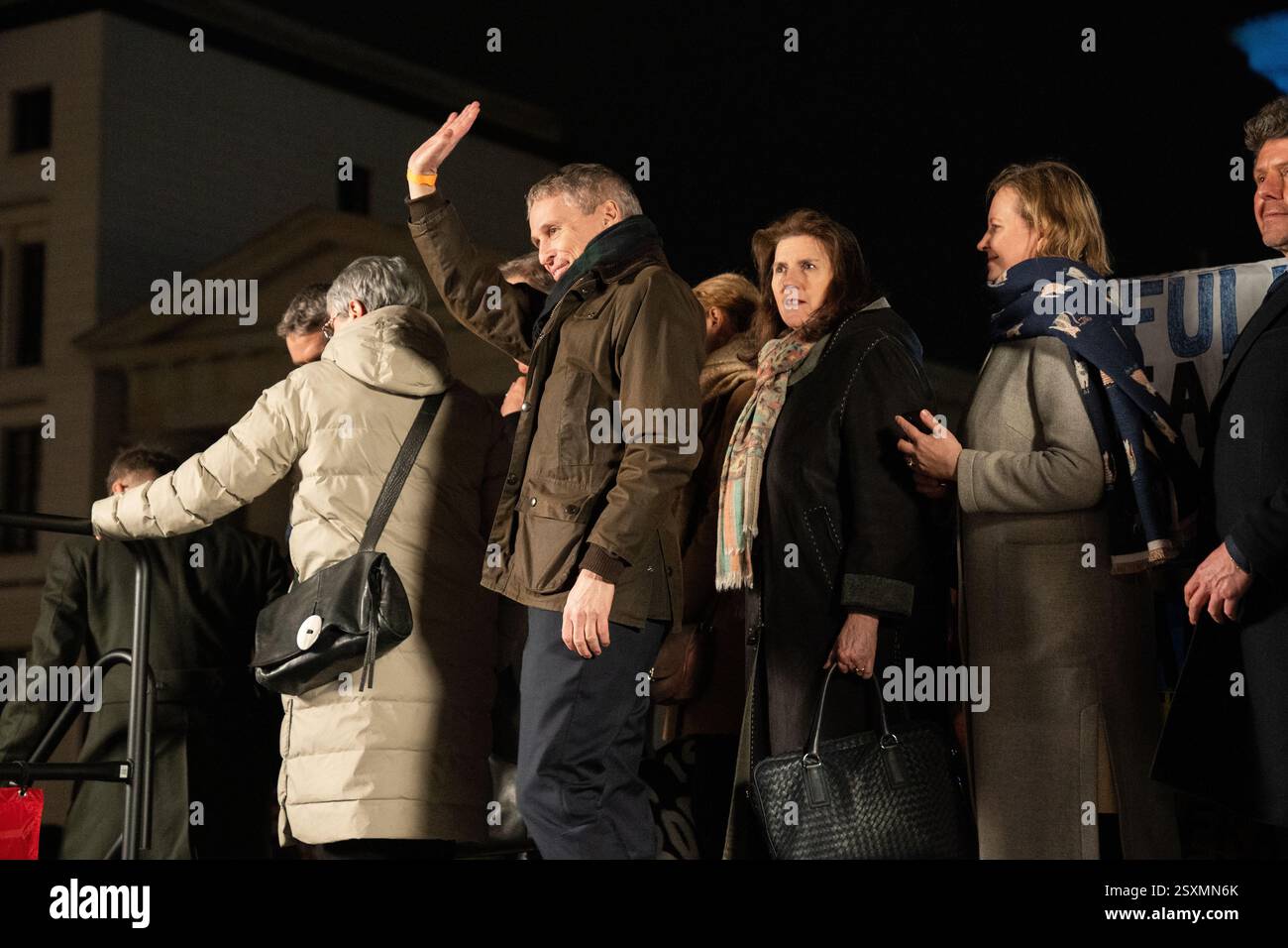 Ukrainische Demonstration zum 3. Jahrestag des Russischen Krieges gegen die Ukraine Stockfoto