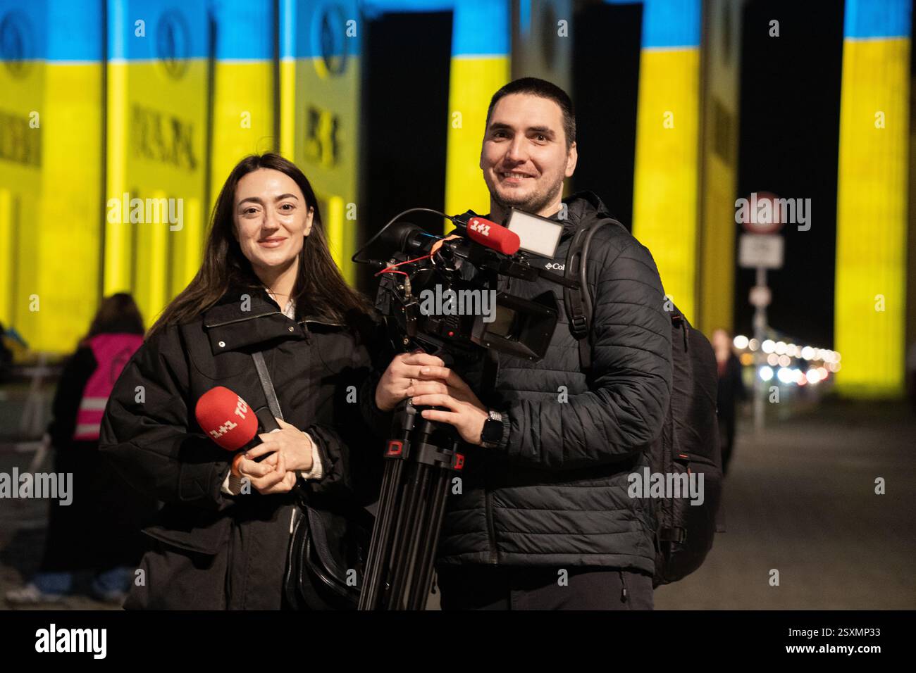 Ukrainische Demonstration zum 3. Jahrestag des Russischen Krieges gegen die Ukraine Stockfoto