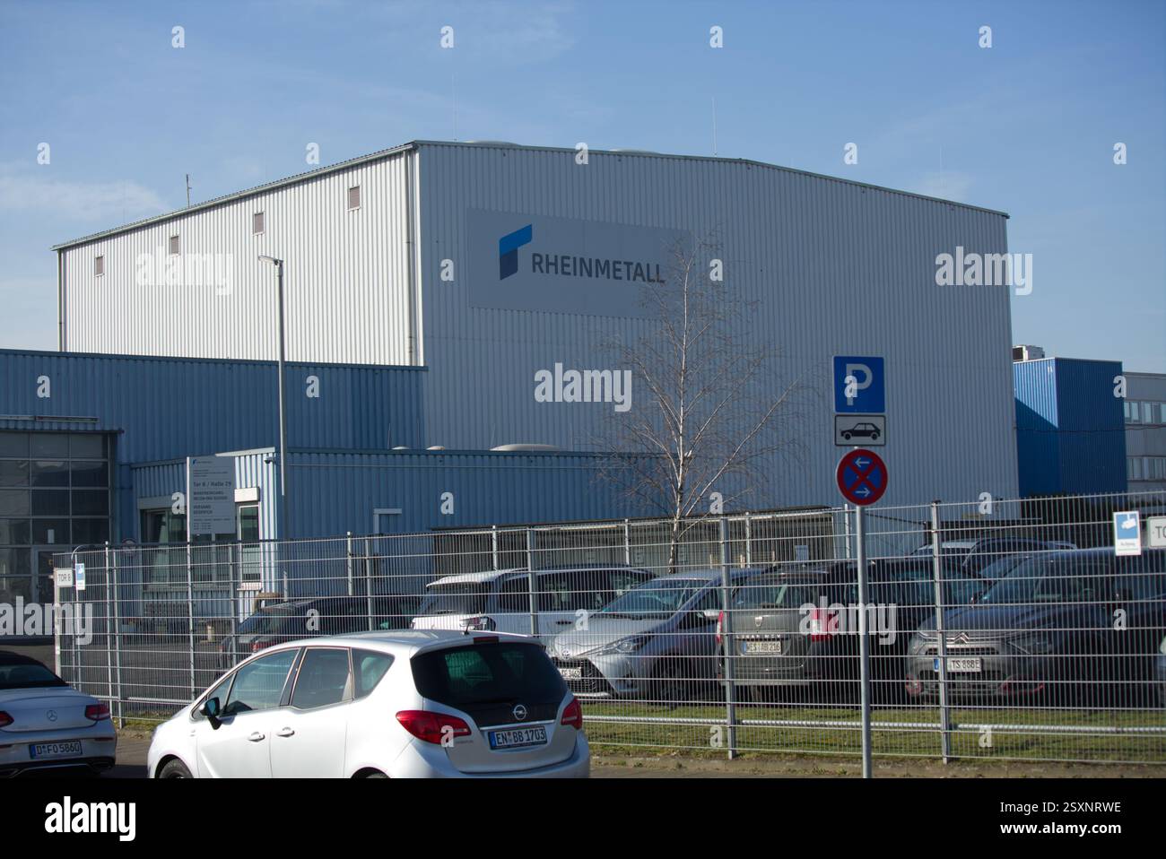 Rheinmetall Pierburg in Neuss. Es wird erwägt, Munition für den Krieg in der Ukraine hier hergestellt. Stockfoto