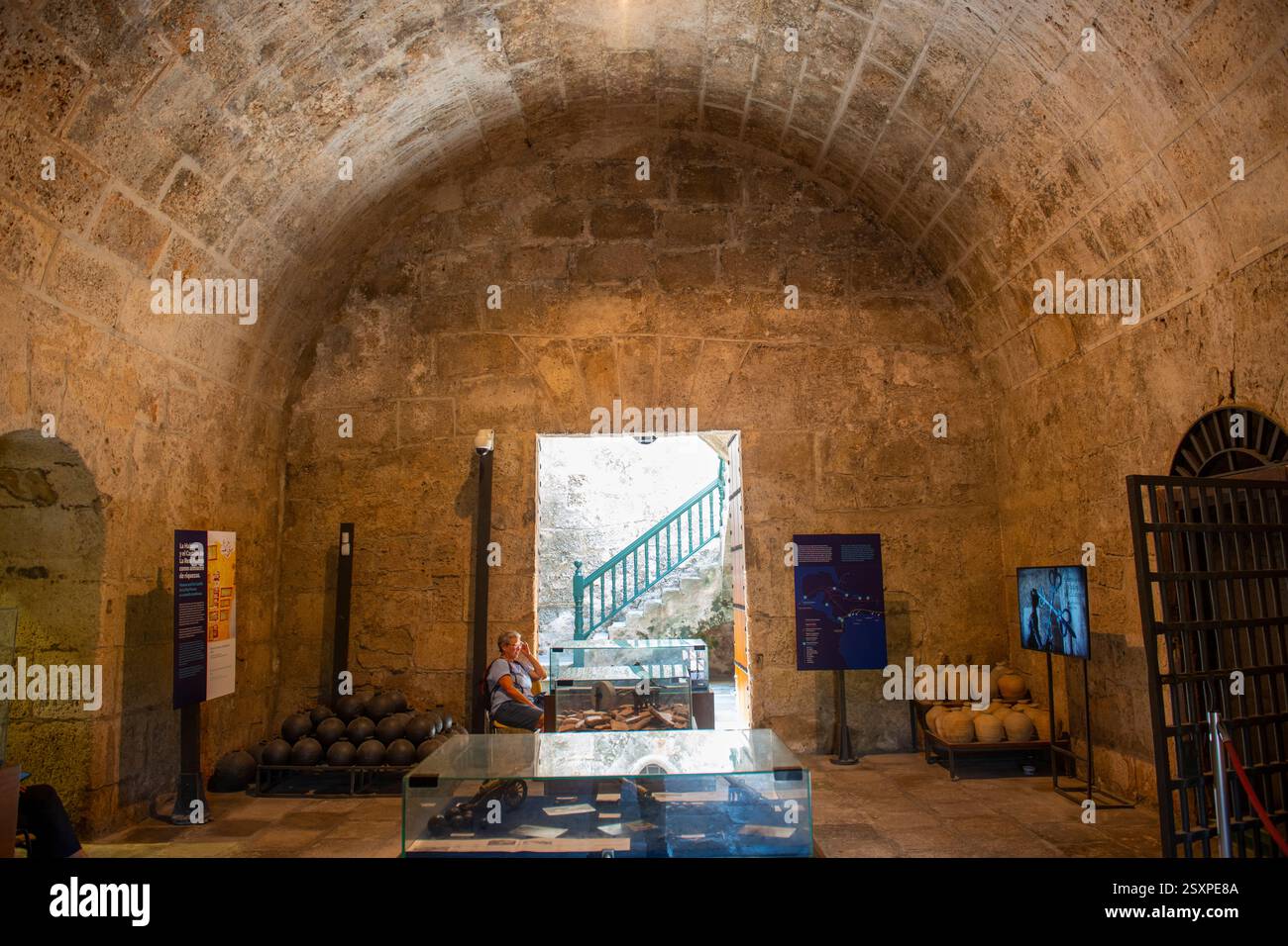 Das Castillo de la Real Fuerza wurde 1577 auf der Plaza de Armas in Old Havana (La Habana Vieja) in Kuba erbaut. Das alte Havanna gehört zum Weltkulturerbe. Stockfoto