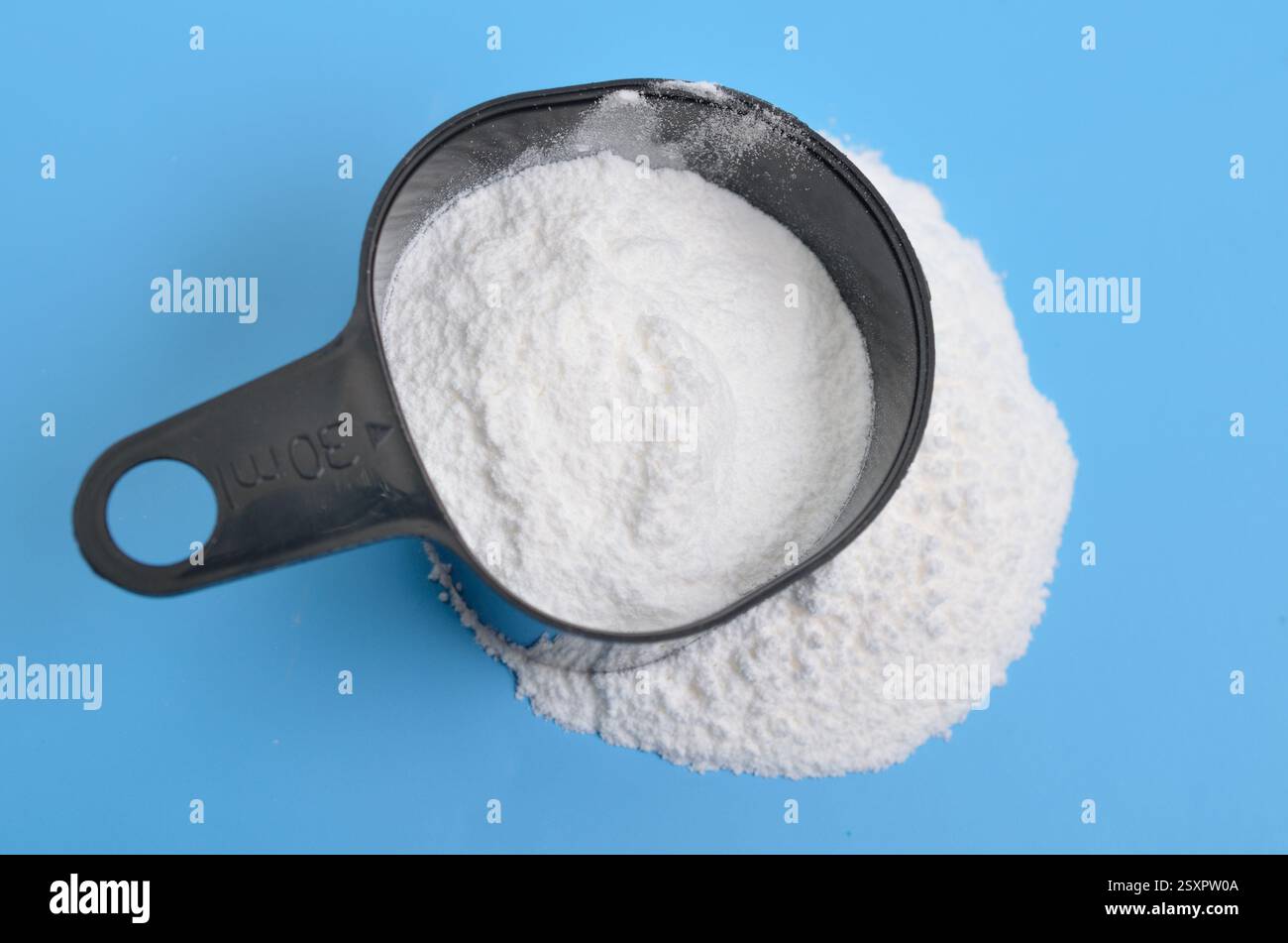 Isoleucin Ile oder I ist eine Aminosäure, die in der Biosynthese von Proteinen verwendet wird Stockfoto Isoleucin Ile oder I ist eine Aminosäure, die in der Biosynthese von Proteinen verwendet wird Stockfoto