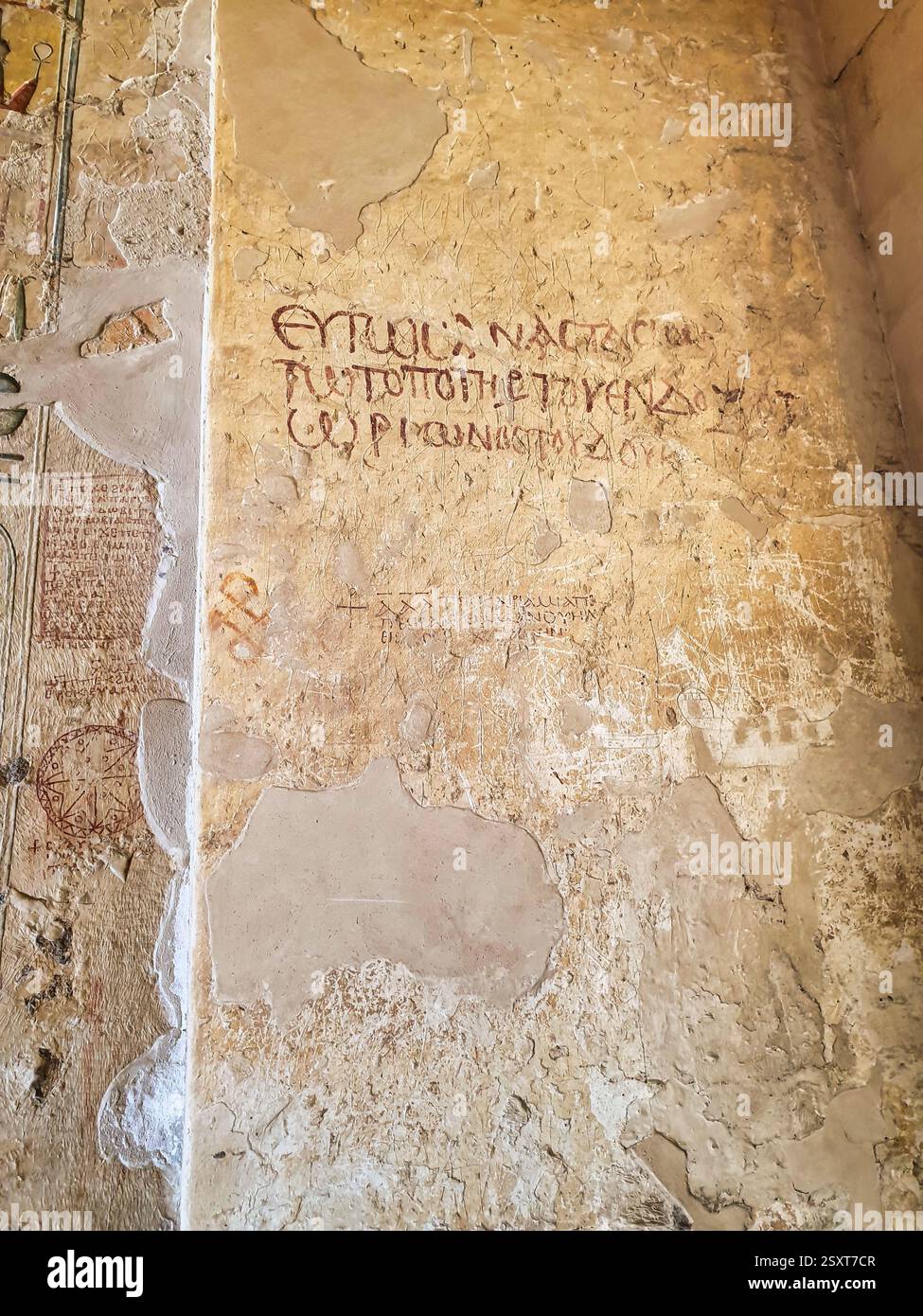 Koptische christliche Graffiti am Tor B, rechte Wand im Grab von Ramesses IV, KV2, im Tal der Könige, Luxor, Ägypten Stockfoto